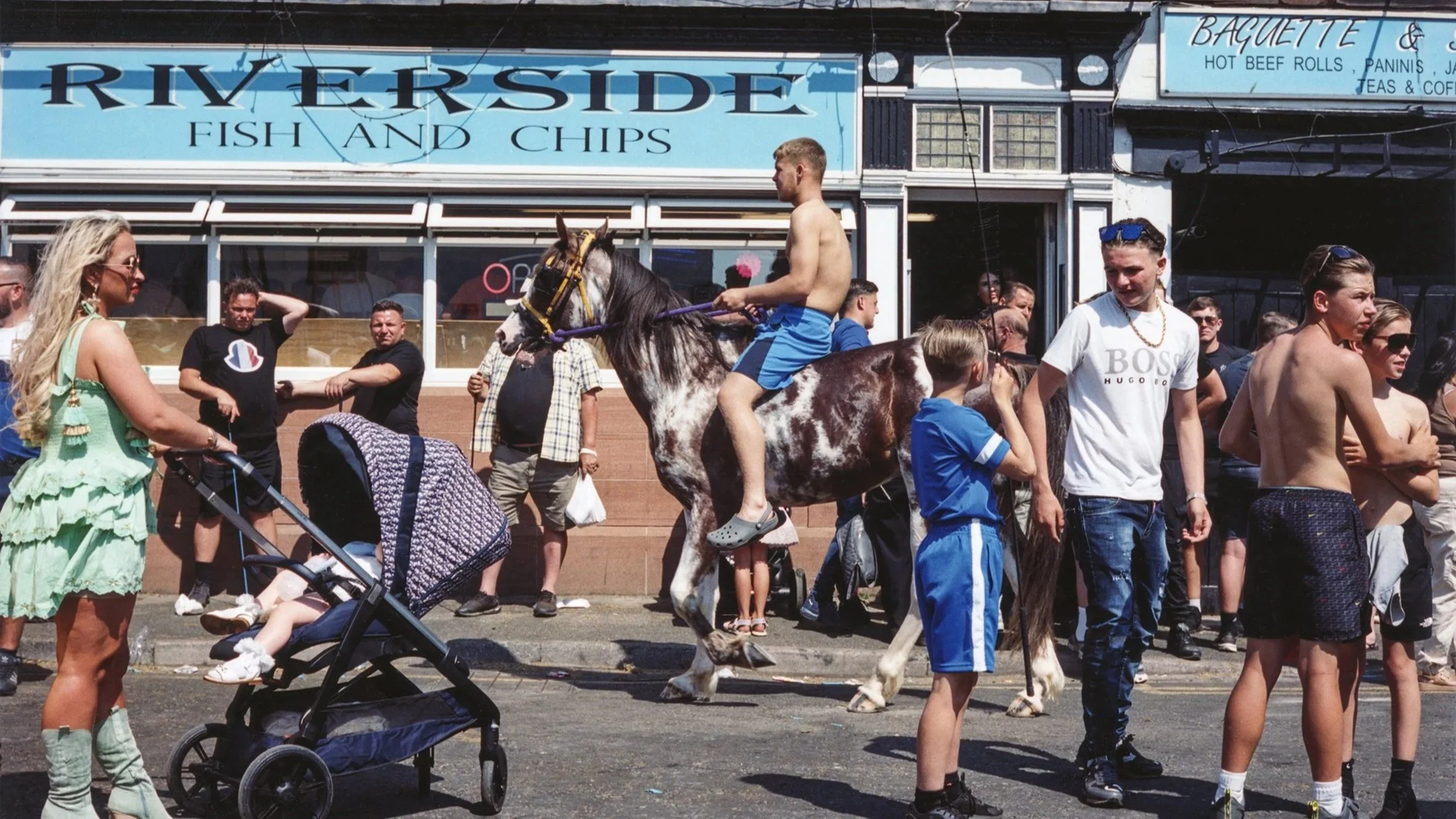 Frederik Rüegger’s I Am a Stranger in This Country Reveals the Last Refuge of Traveller Traditions