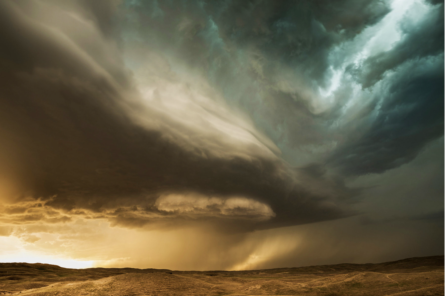 Eric Meola Storms and Tornadoes About Photography Blog.png