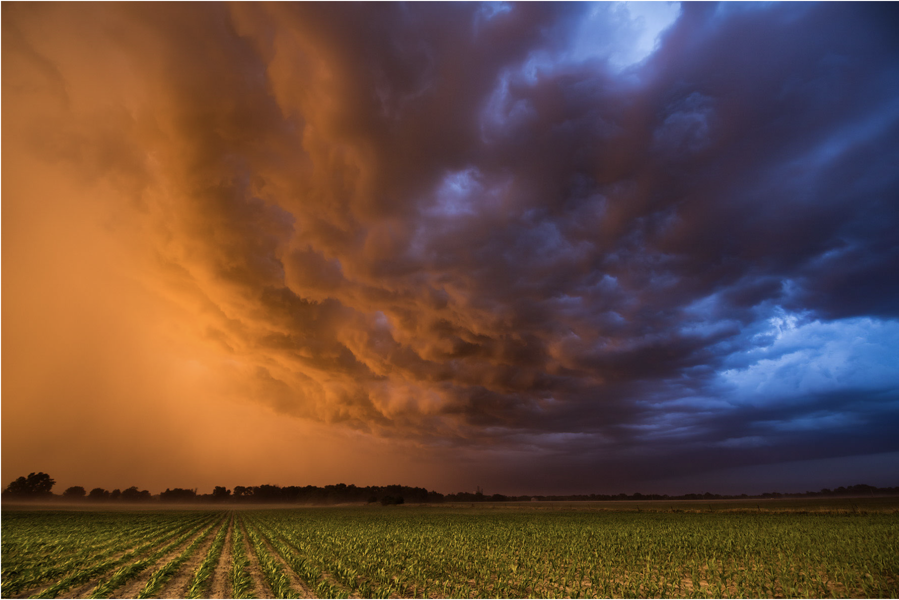 Eric Meola Storms and Tornadoes About Photography Blog 9.png