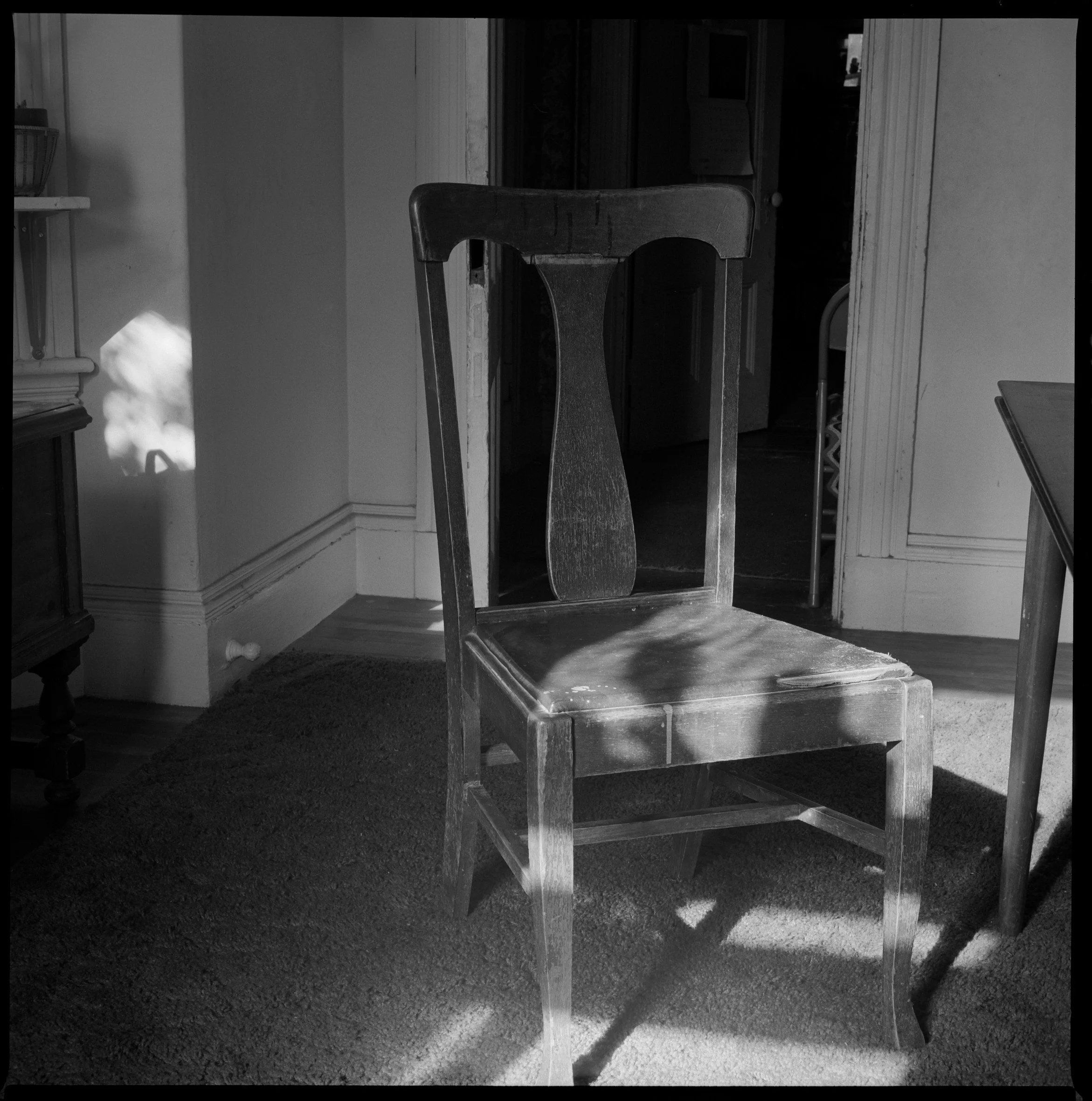 1981.10.chair247.jpg