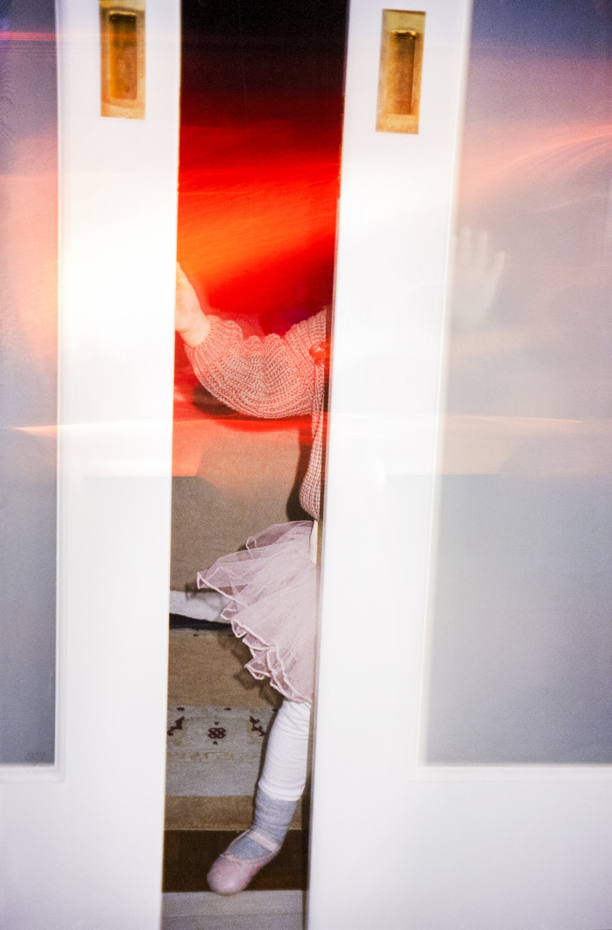 61_Cover_TutuDoor_LRWEB.jpg