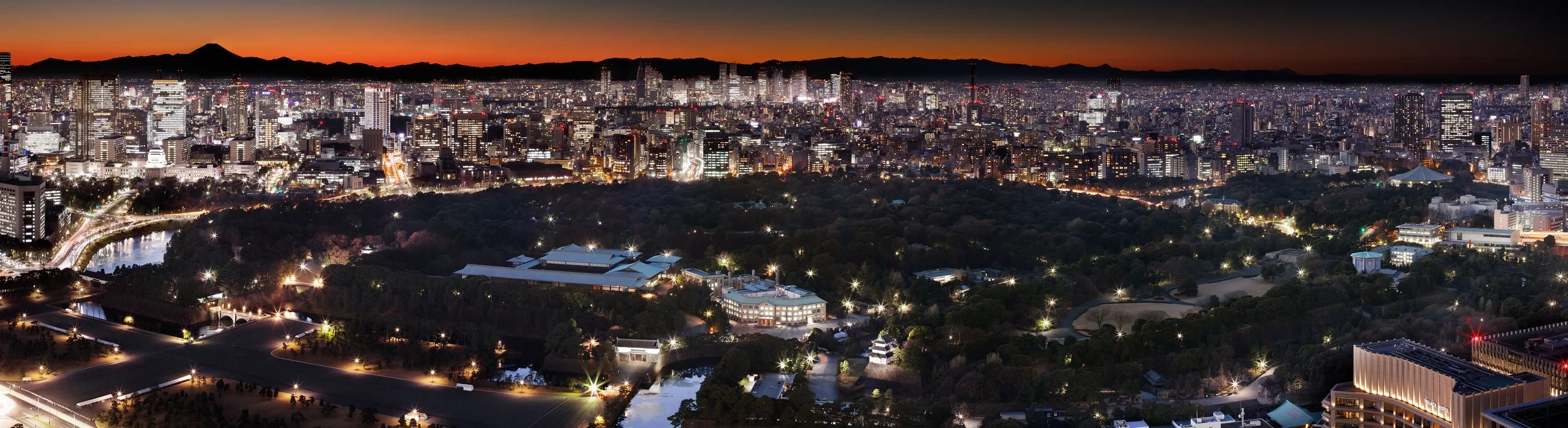 Chiyoda, Chiyoda Ward, Tokyo, 2016.jpg