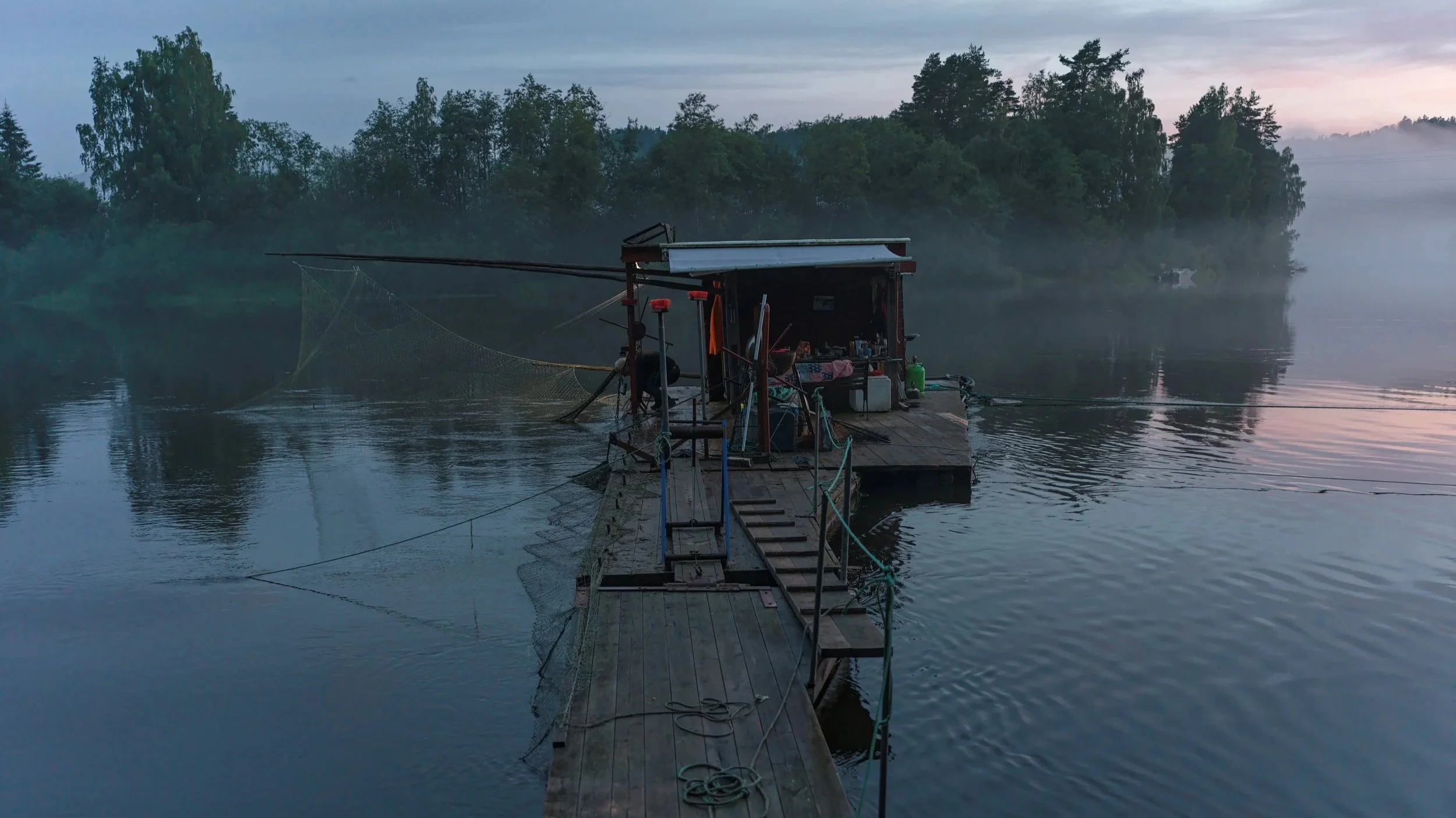 She Lived Near This River for 15 Years. Then She Accidentally Discovered a 600-Year-Old Fishing Tradition Hidden in Plain Sight
