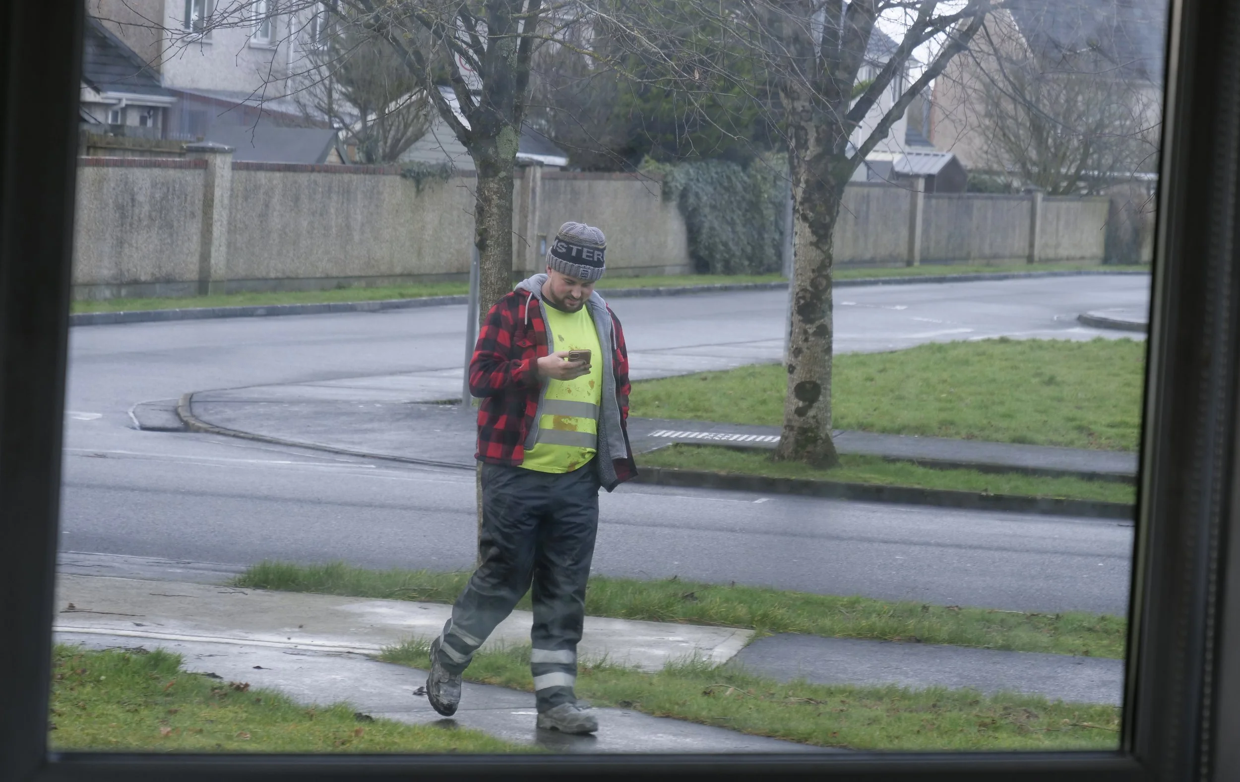 scenes hi vis and phone.jpg