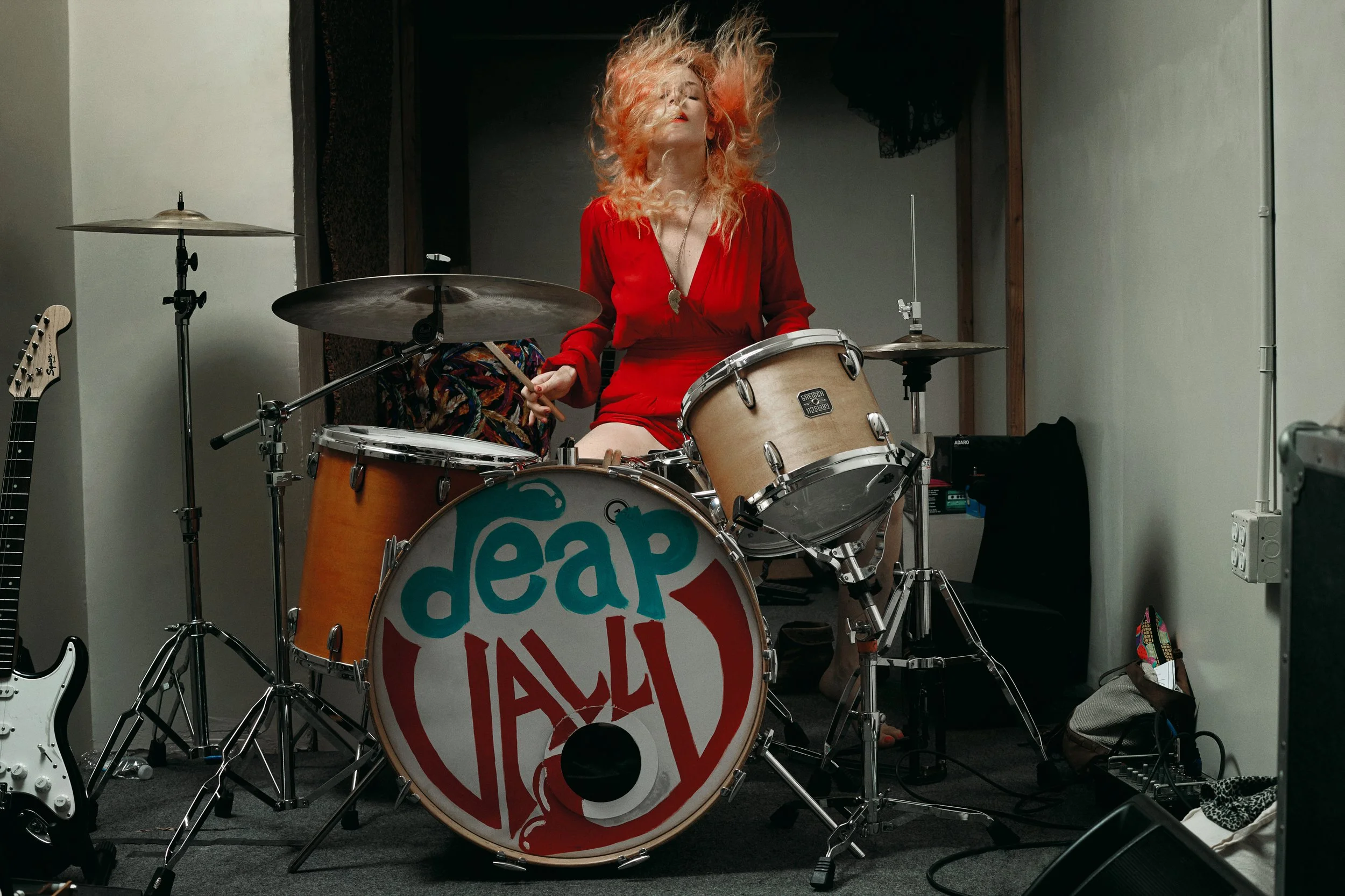 3. Julie Edwards - Deap Vally.jpg