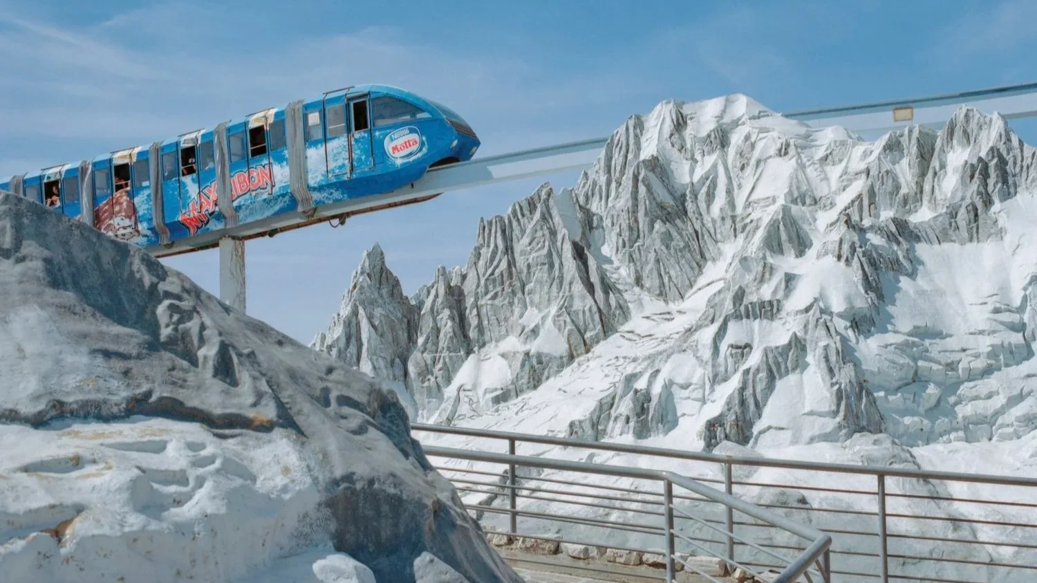 How Artificial Trees, Fake Rocks, and Museum Dioramas Became Nicolò Rinaldi’s Way of Questioning Nature