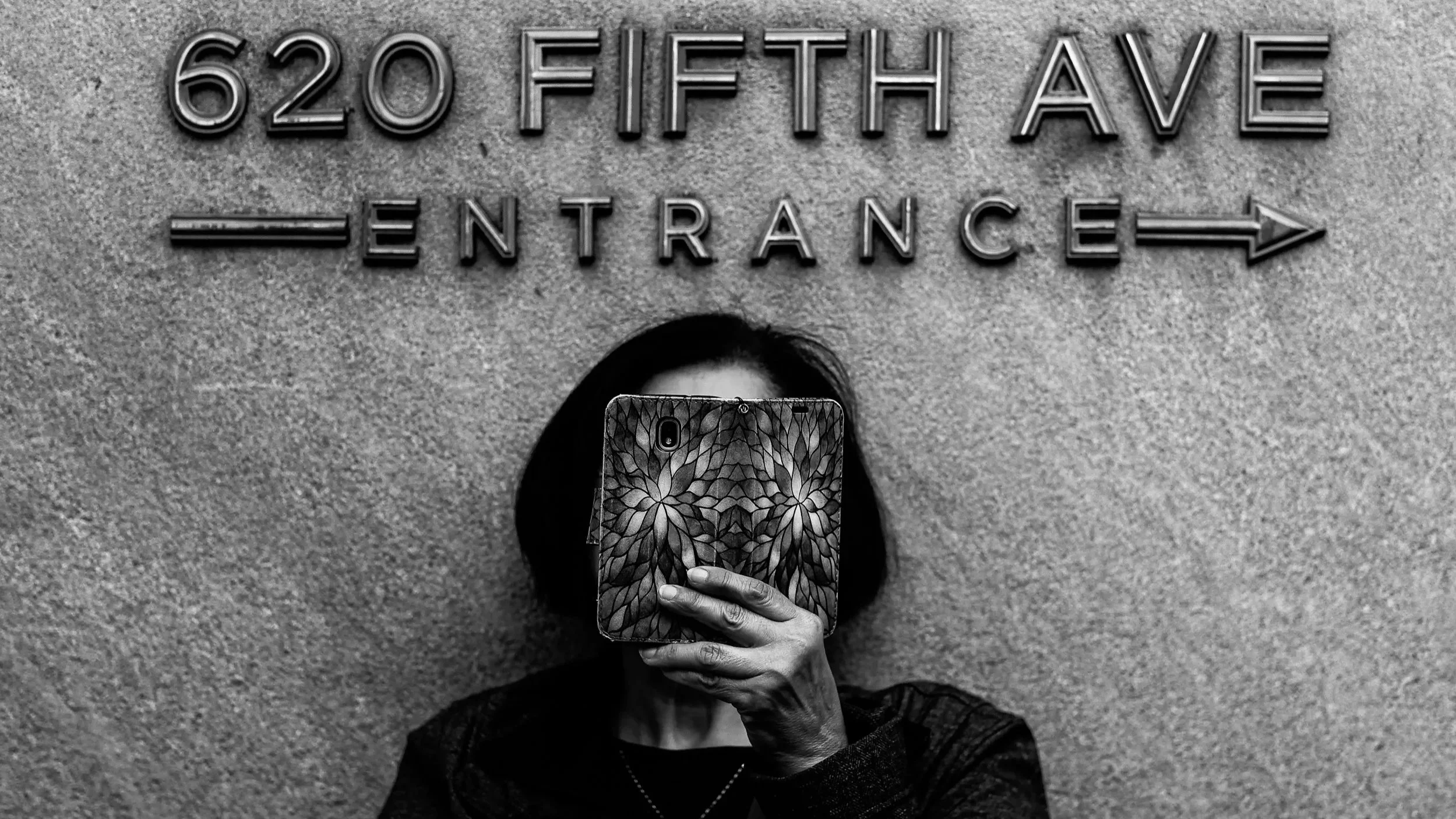 In Plain Sight: How Jens Krauer Photographed The Quiet Human Stories Hidden Inside Crowded Cities