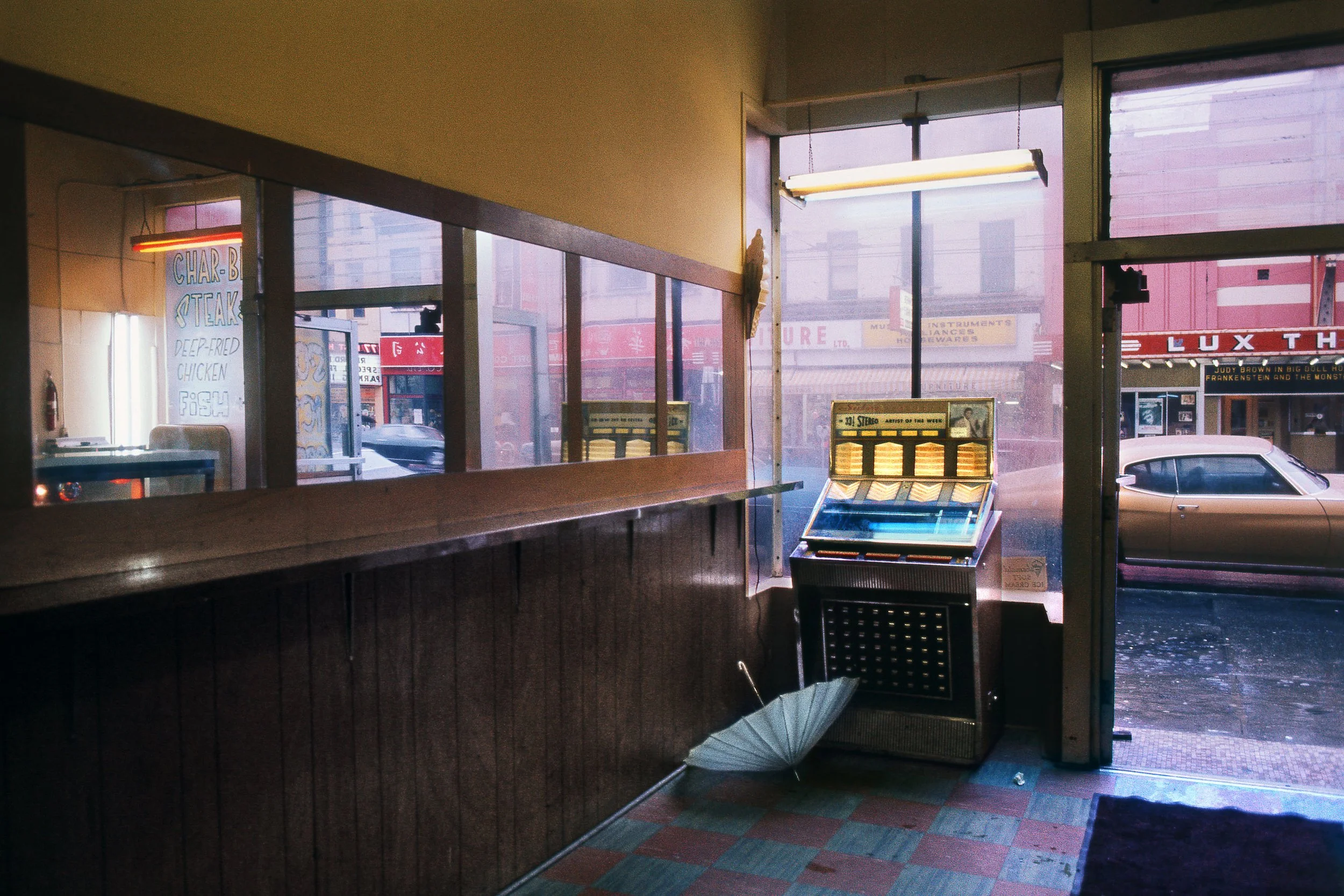 P24_Jukebox_Steams.jpg