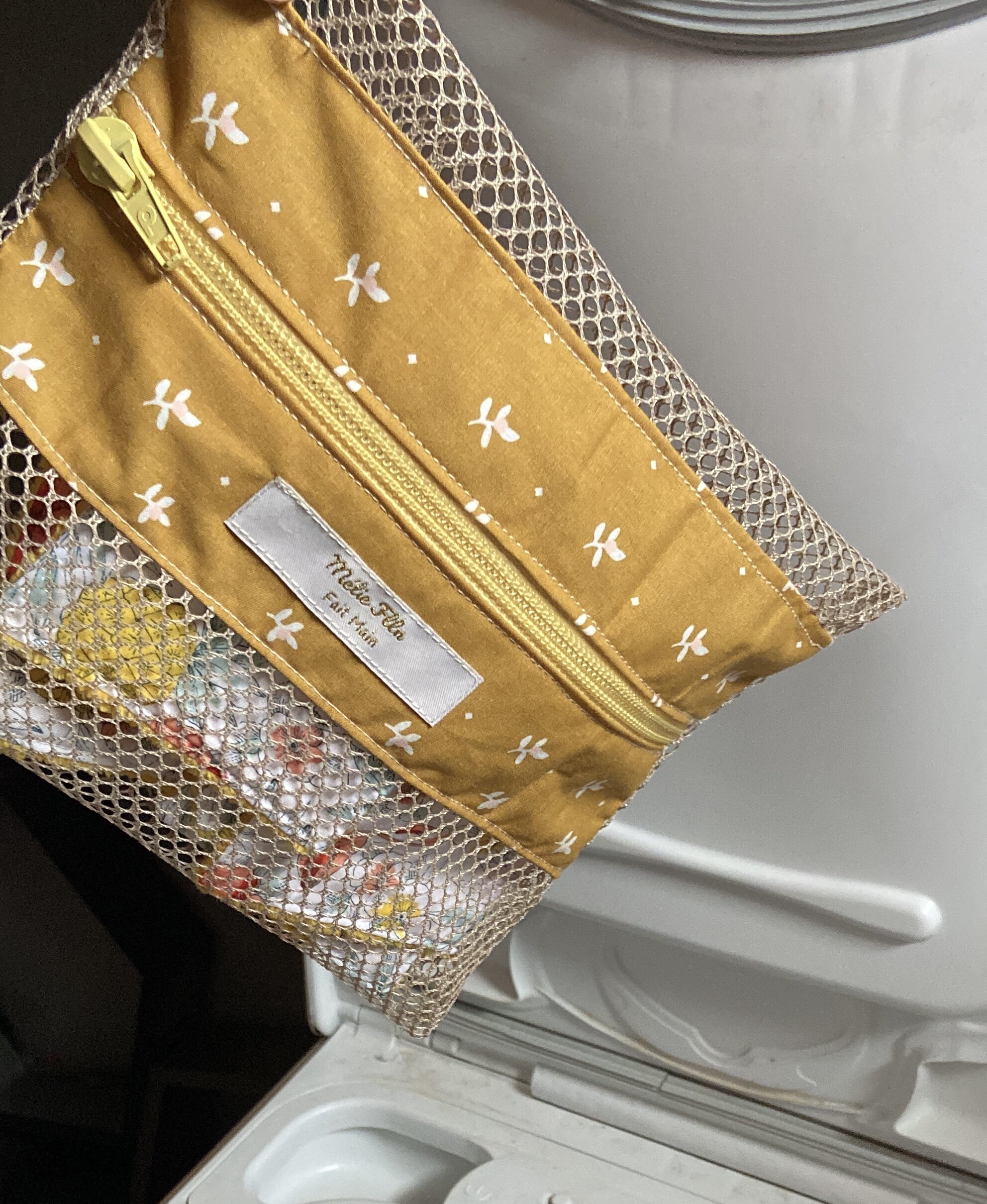 CBF4B4DE-C0E2-4549-B2A6-E5E0E3A43CB8