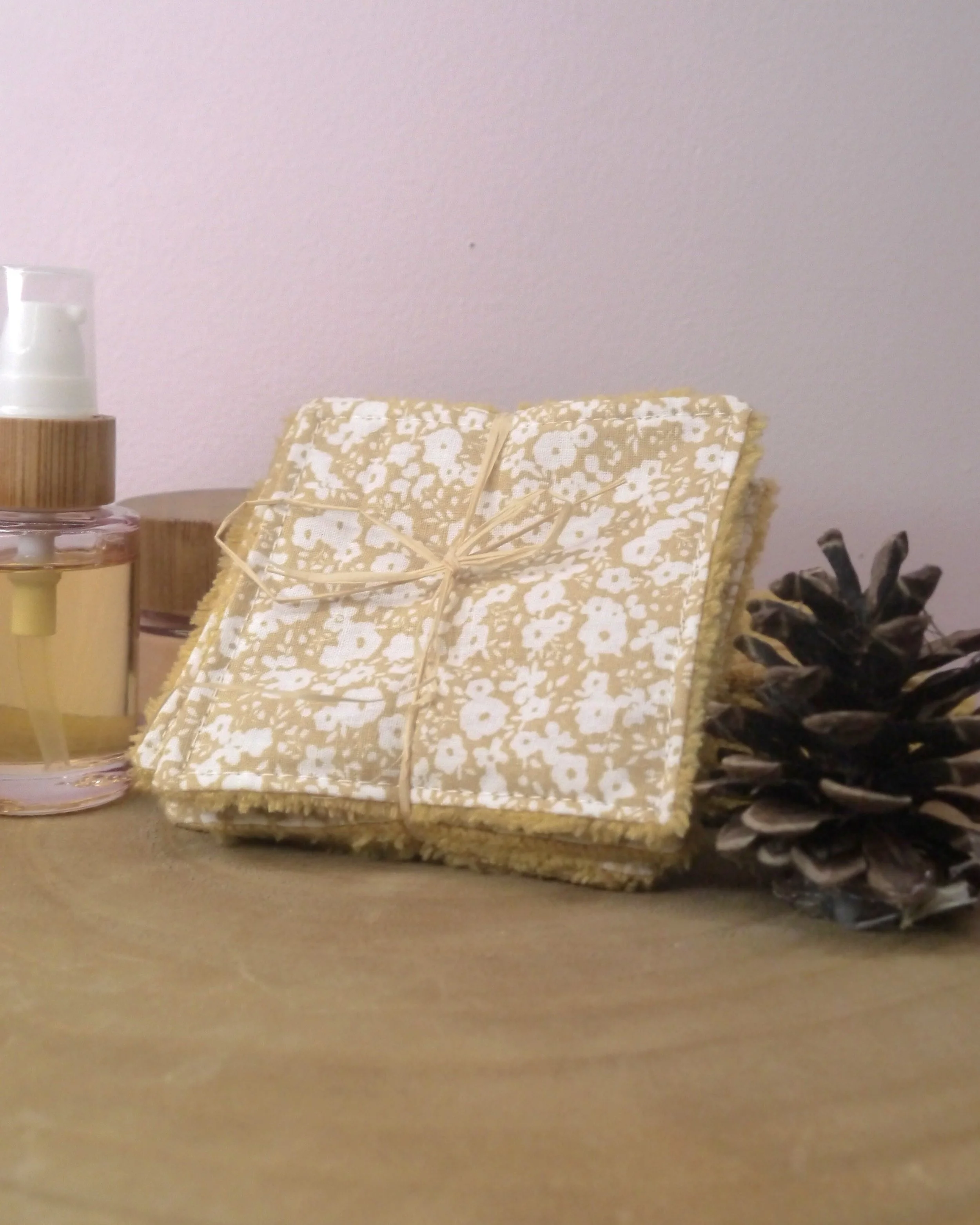 Lingettes démaquillantes Jaunes