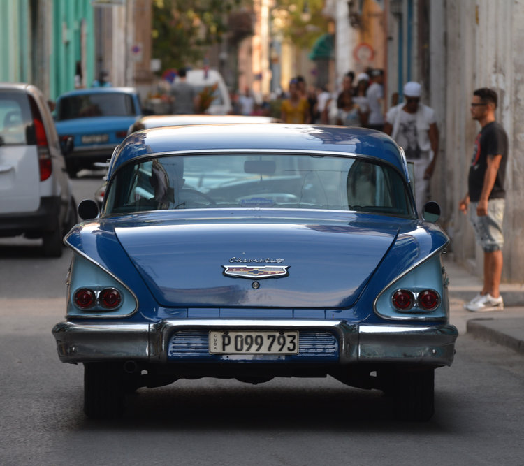 What does hook up mean in Havana