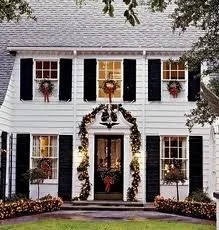 wreathhouse.jpg