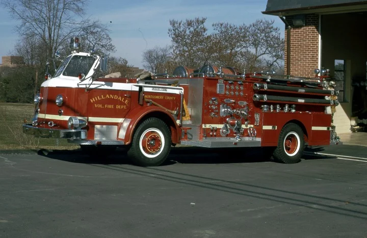 e123-1958-white.jpg