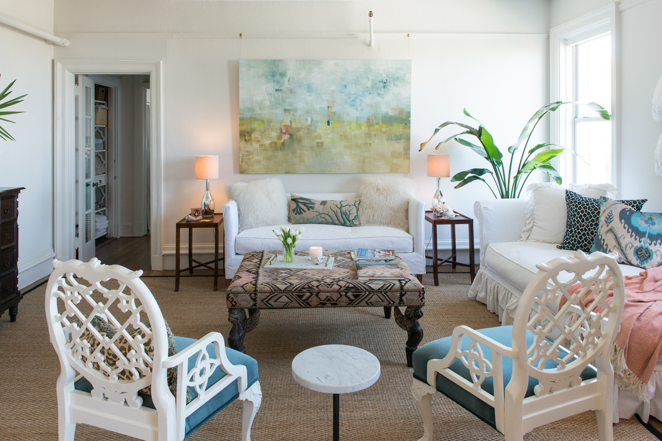 Southern Coastal Apartment Tour | Home Tour | Interior Design | Home Decor Ideas | Neutral Home Decor Ideas | Southern Home Decor | Home Decor for Small Spaces | White Living Room | Paprika Southern