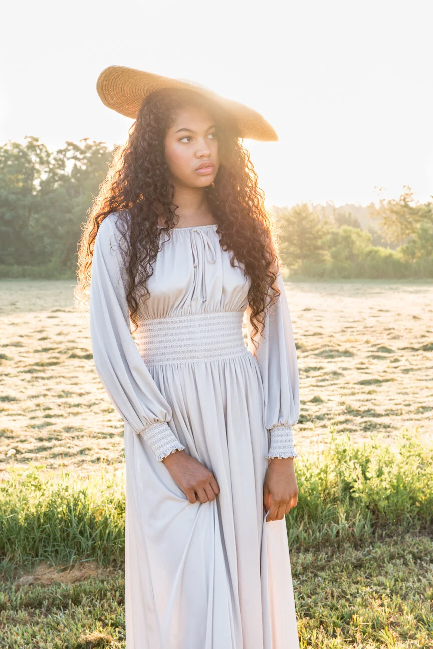 September Poetry | Fall Fashion Editorial | Fall Style | Fall Outfit Ideas | Romantic Style | Vintage Fall Looks | Romantic Fall Looks | Women’s Outfit Ideas | French Style | Vintage Outfit Ideas | Paprika Southern