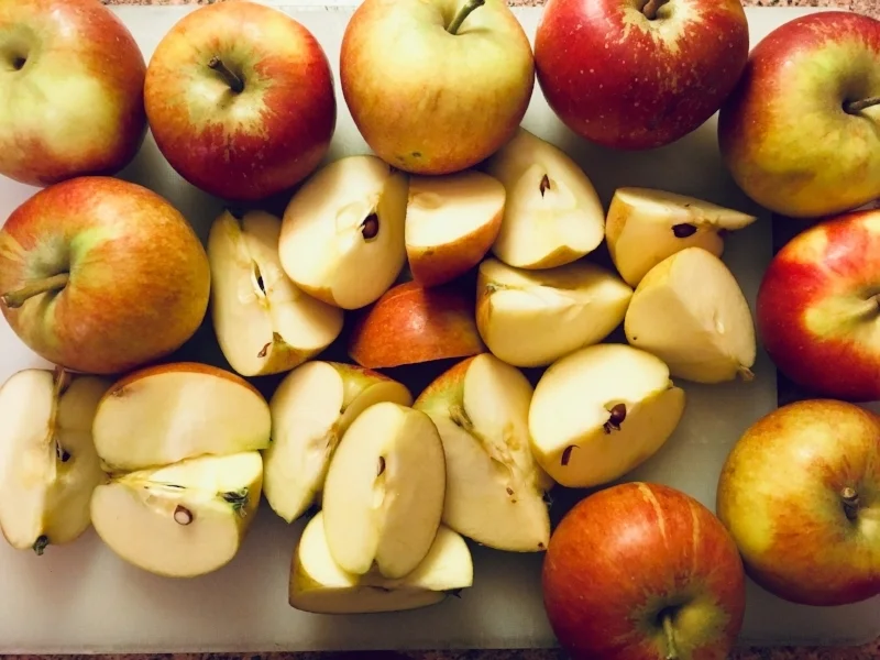 Apples.jpg