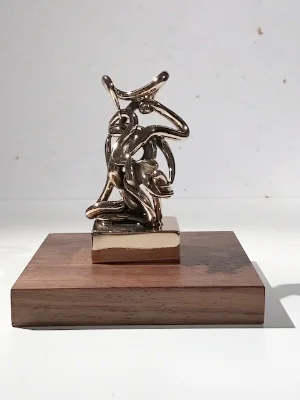 Infinitude 4 High-Polished Bronze, Walnut and Acrylic 7 1/2 × 5 1/2 × 5 1/2 in; 19.1 × 14 × 14 cm Infinitude 2017