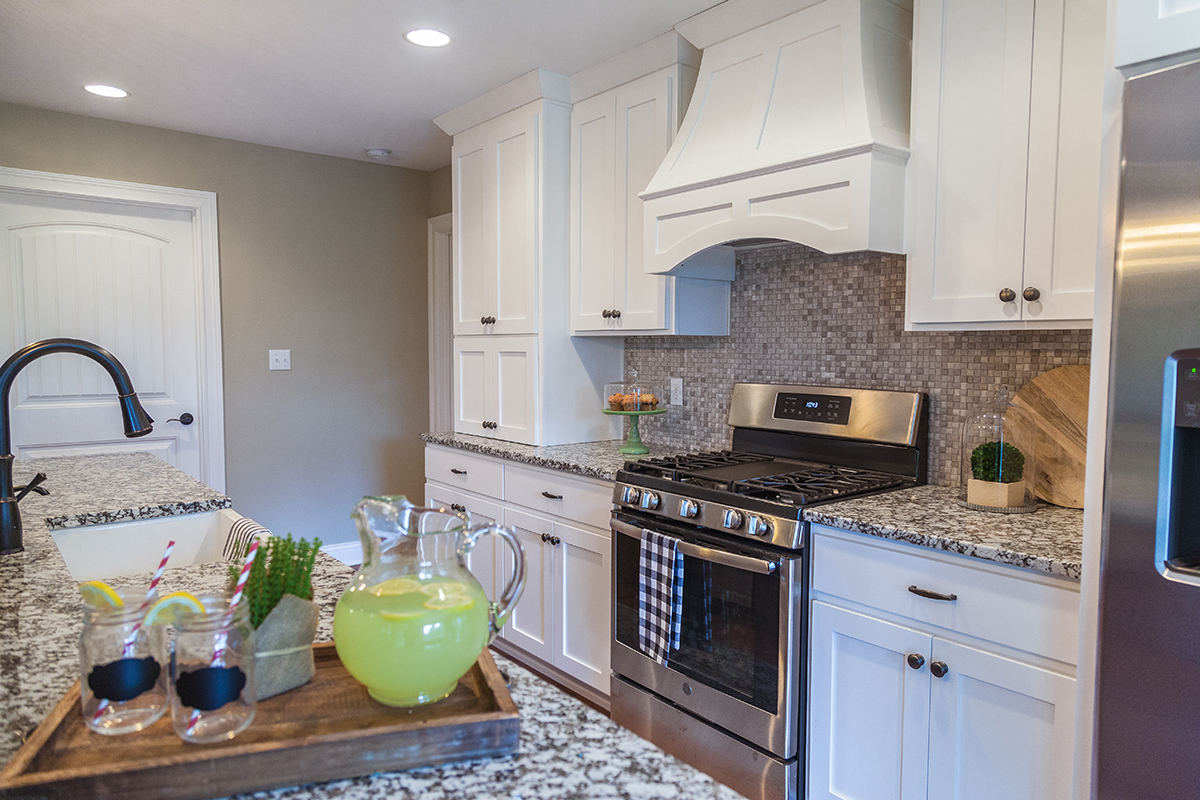 Shawn_Kitchen3.jpg