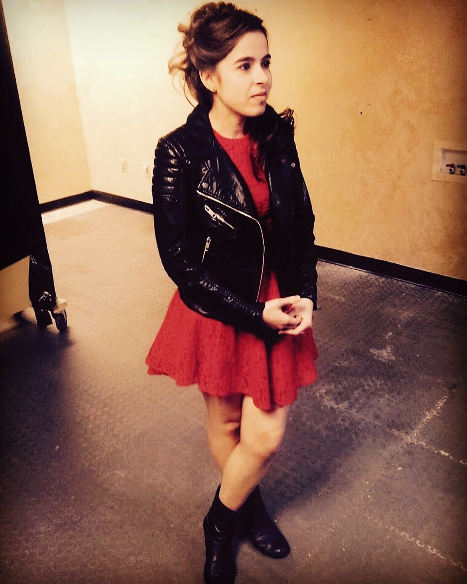 Kim&rsquo;s a little rocker at heart ❤️ 🖤 &hearts;️ red and black, classic color scheme. 
&bull;
&bull;
&bull;
&bull;
#outfits #musician #lookgoodfeelgood #redandblack #leatherjacket #rockstar #fashionstyle