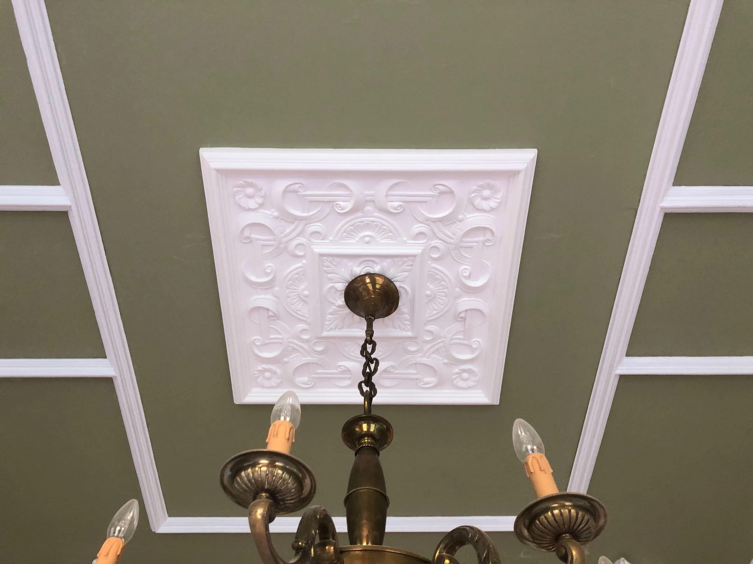 “The Hayward” ceiling centre in Georgian home in Coleby, nr Lincoln