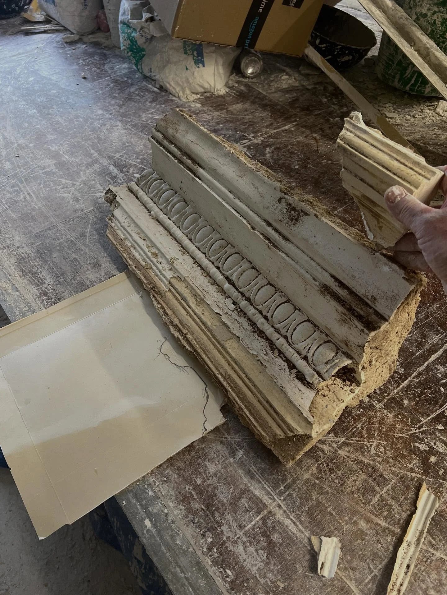 Started to work on this cornice restoration project ,  first of all, we started with egg and dart enrichments to be cleaned off thick paint and make mould out of it.