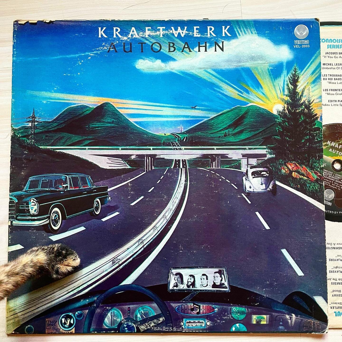 Kraftwerk - Autobahn (1974) #Vinyl #Record #Kraftwerk #Autobahn #70s #Wax