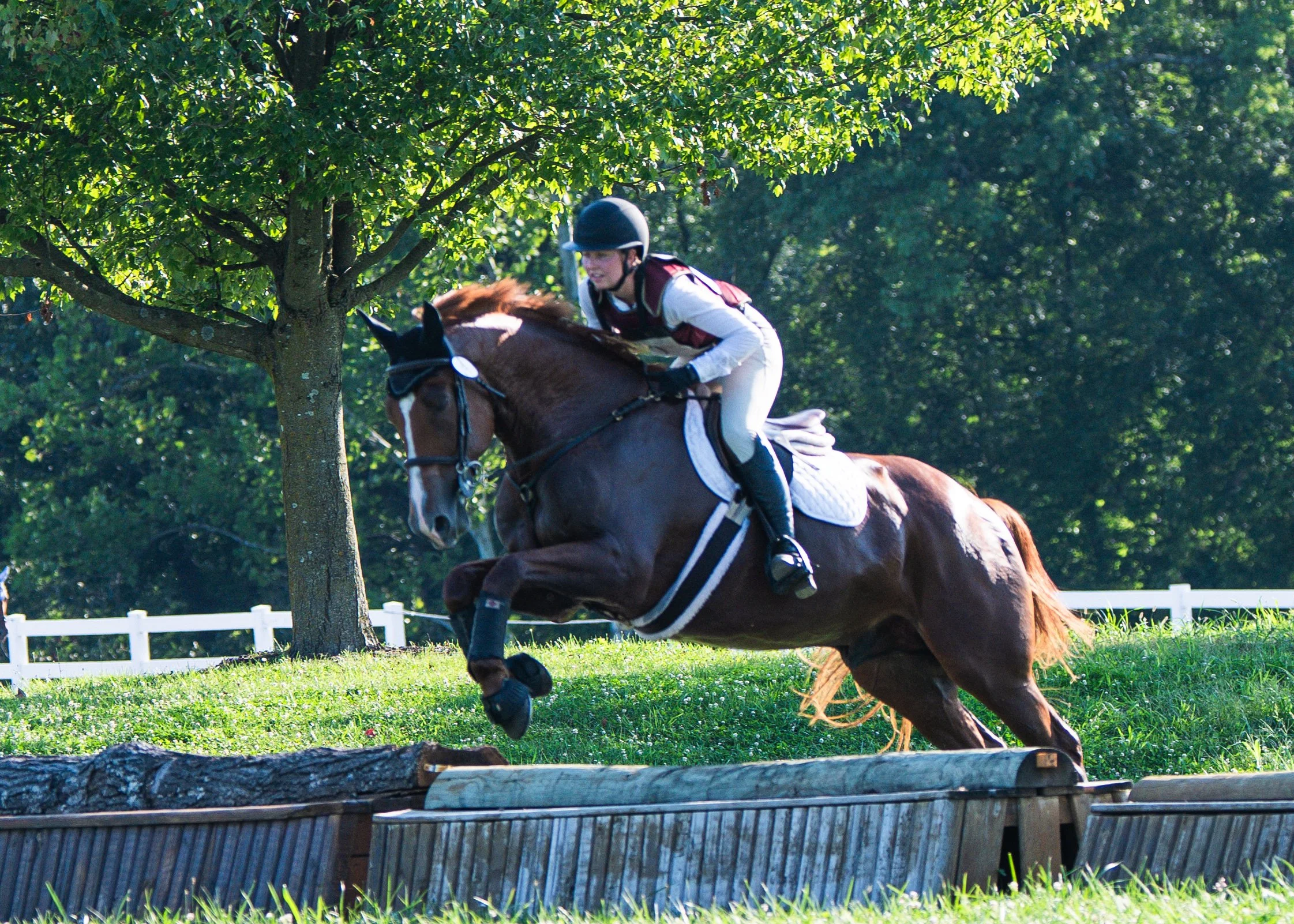 Titanium & Amelia MDHTTW xc jump 2.jpg