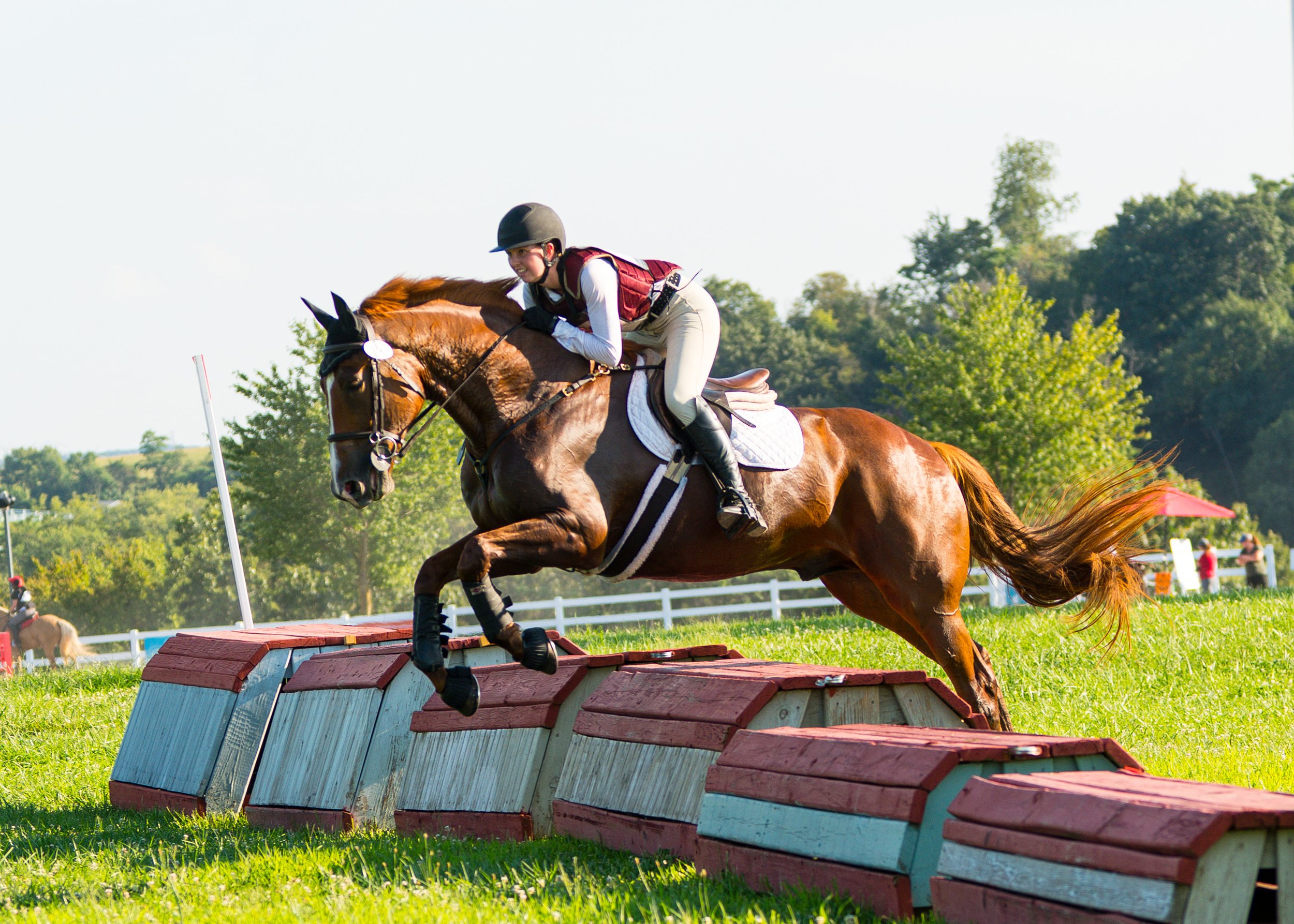 Titanium & Amelia MDHTTW xc jump 3.jpg