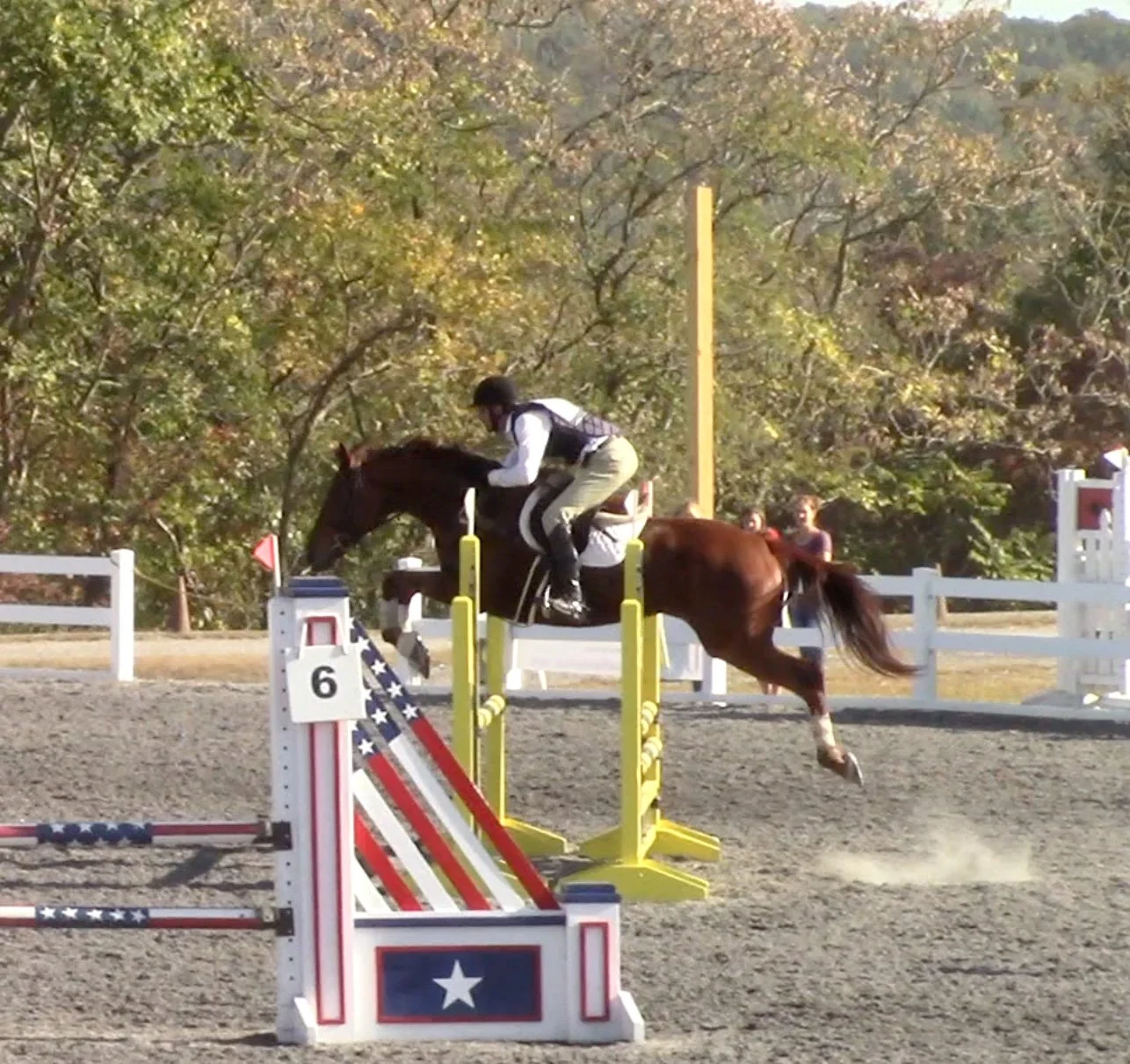 Ilka MDHT3 jump 2.jpg