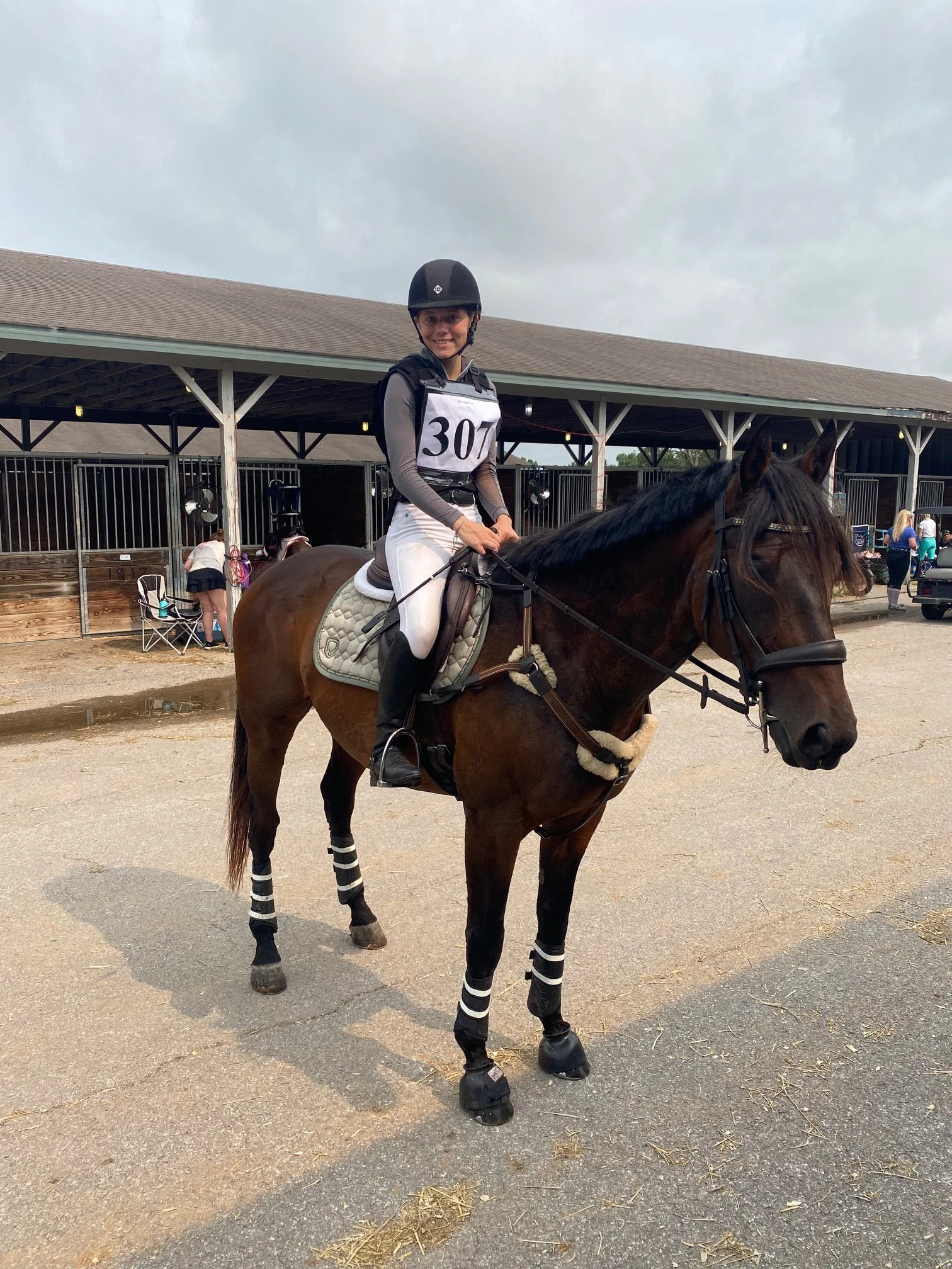 Flyer xc stand 1.jpg