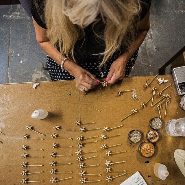 In R. Kaye&rsquo;s studio, there is a technician who works on the cutting, manipulating, and soldering and two pasters who have expertise in how an earring gets glued as opposed to how a button gets glued. 📷: @shotbyelisa
