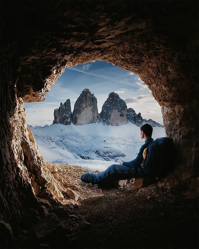 &rdquo;In the middle of the story&rdquo; 🏔️
We are in the middle of a new unfamiliar situation, not seeing more than a few days ahead, not seeing beyond the horizon. This view from inside the cave is one of the most amazing sceneries in the Italian 