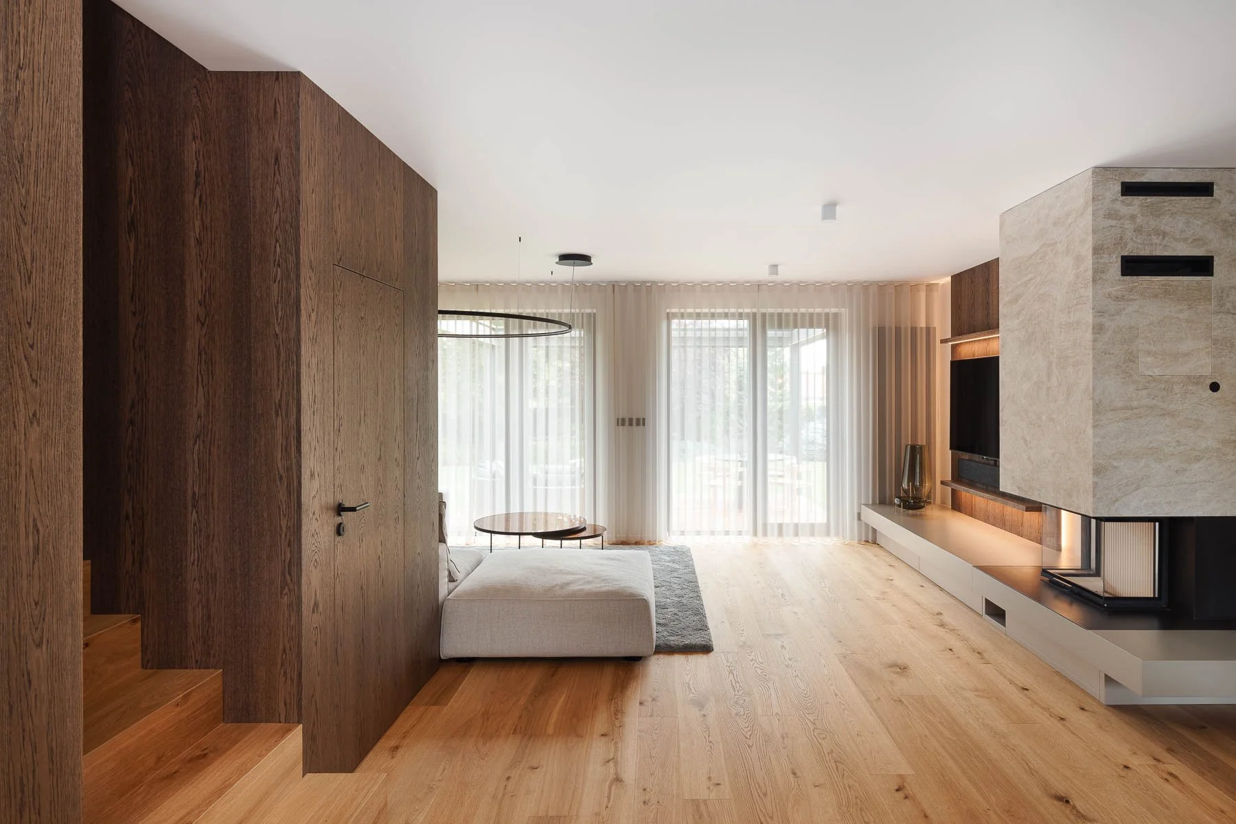 private-villa_basepoint-3.jpg