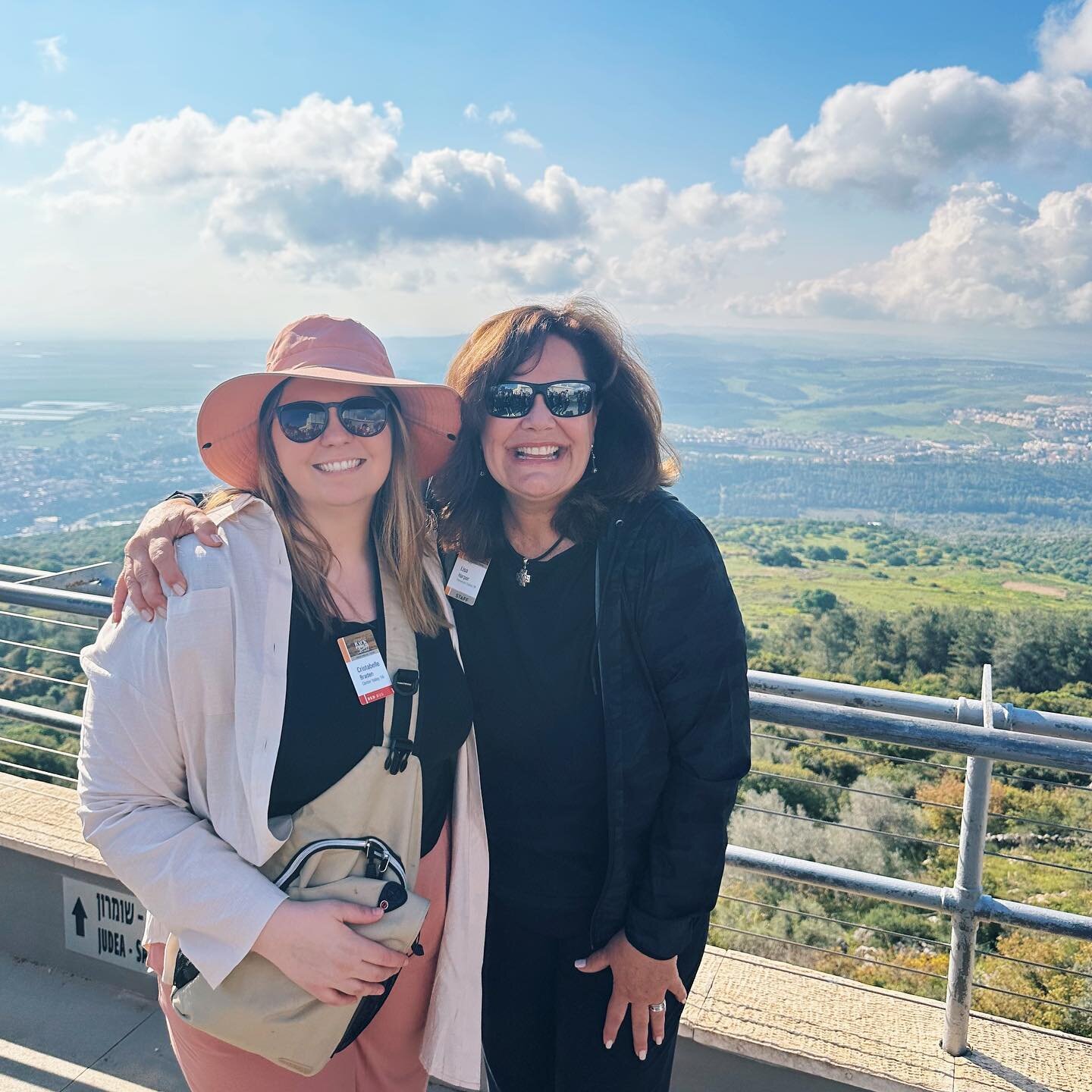 For many years Lisa Harper has been my favorite Bible teacher- and here I am getting to hug her at the top of Mt. Carmel.🥹 Lisa&rsquo;s teachings were actually a big part of the inspiration of me going to get my Masters in Theological Studies!❤️ Las