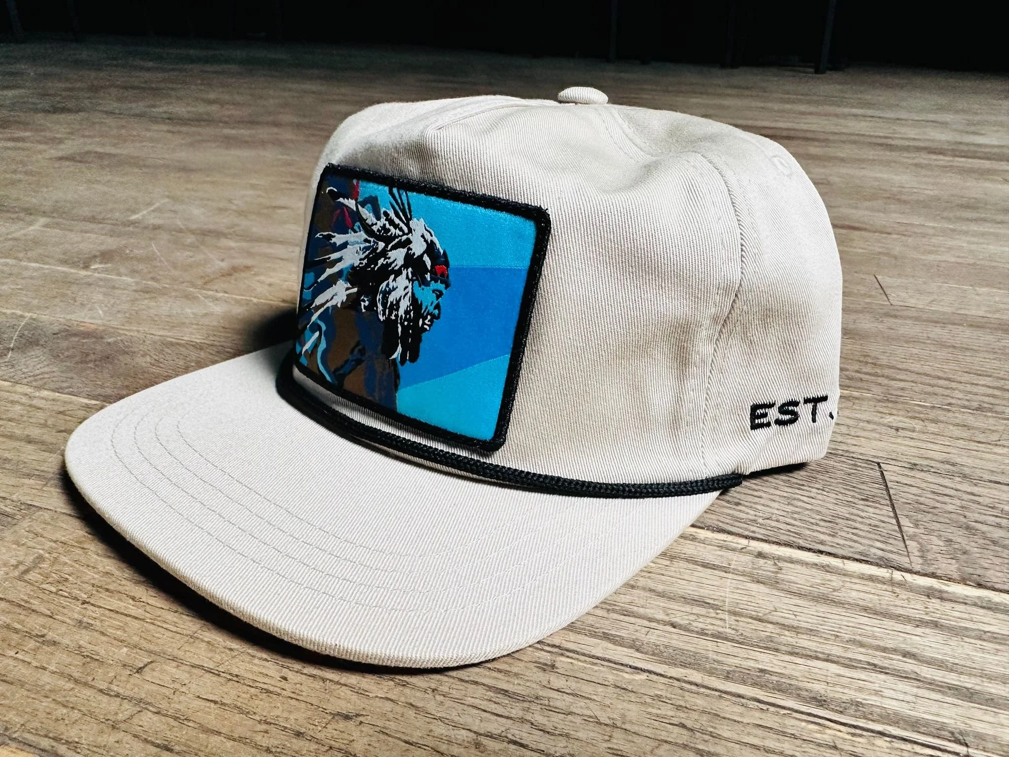 Bluelight hat tan w:color patch.jpeg