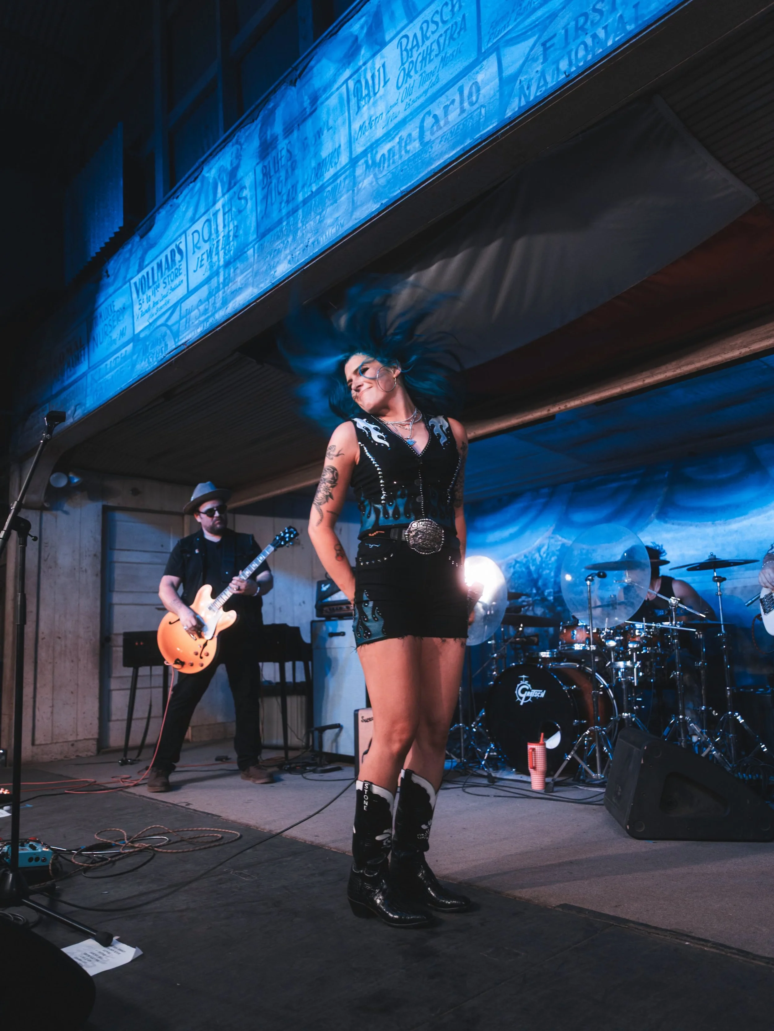 Shelby Stone w/ The Moonhowlers