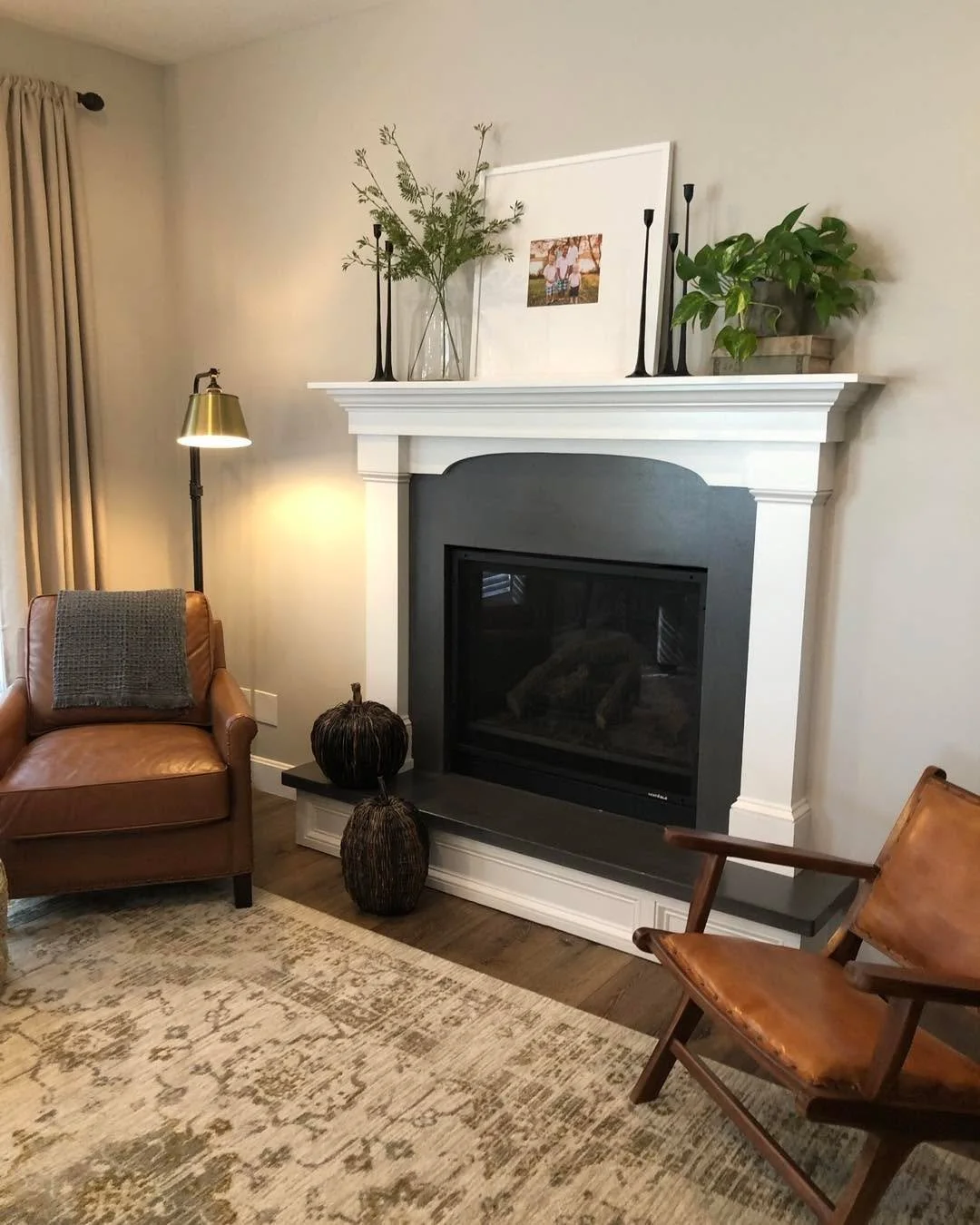 {Fall Painting} . . . a great time to refresh your home and I have a great team of painters who can give your home a new color before the holidays! I possibly have a week or two open in October before we are booked up. So call or send an email! 
Love