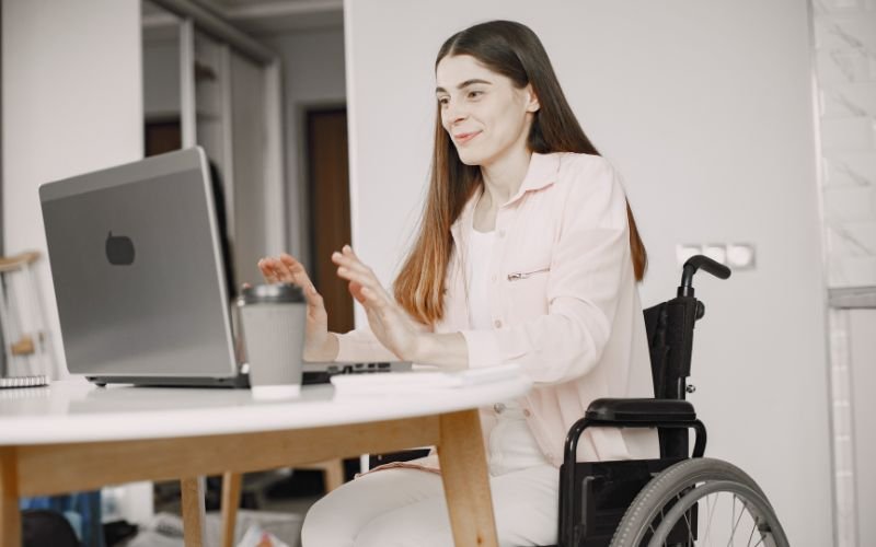 New Research Confirms the Economic Advantages of Employing People ...