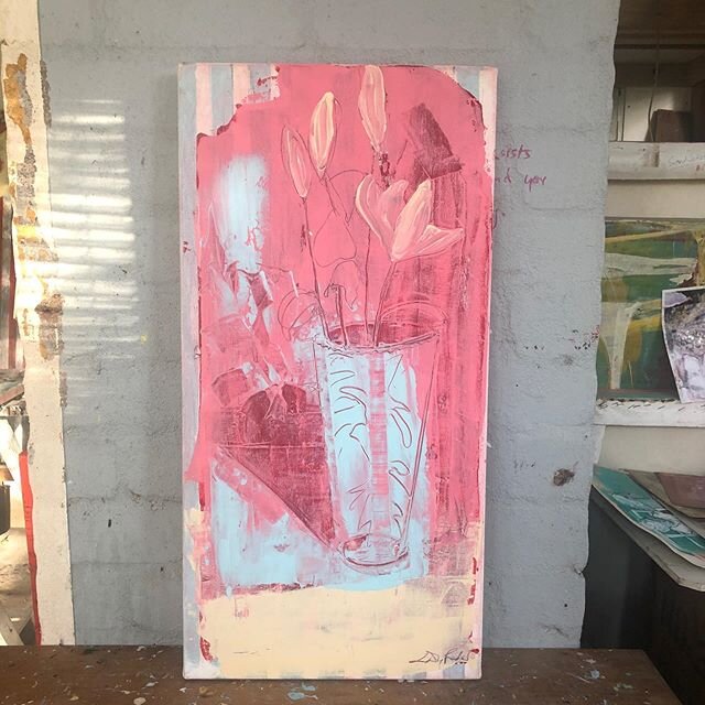 #cut crystal #oiloncanvas #interiors #artoftheday #artoninstagram #painting🎨 #pink #contemparyart #insideout #
