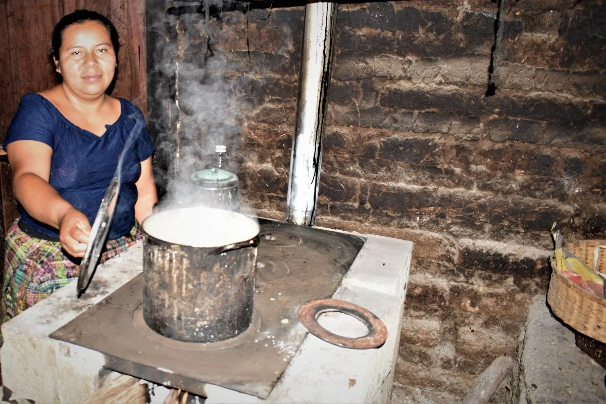 ALMA - Smokeless stove Habit 3.jpg