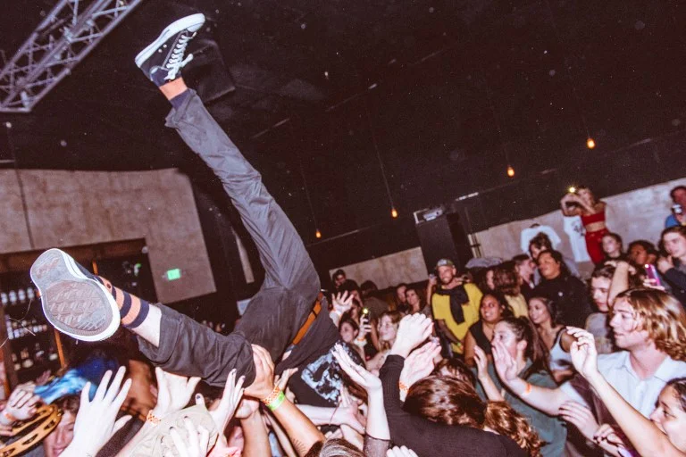 Crowd_2.9.18_0003.jpg