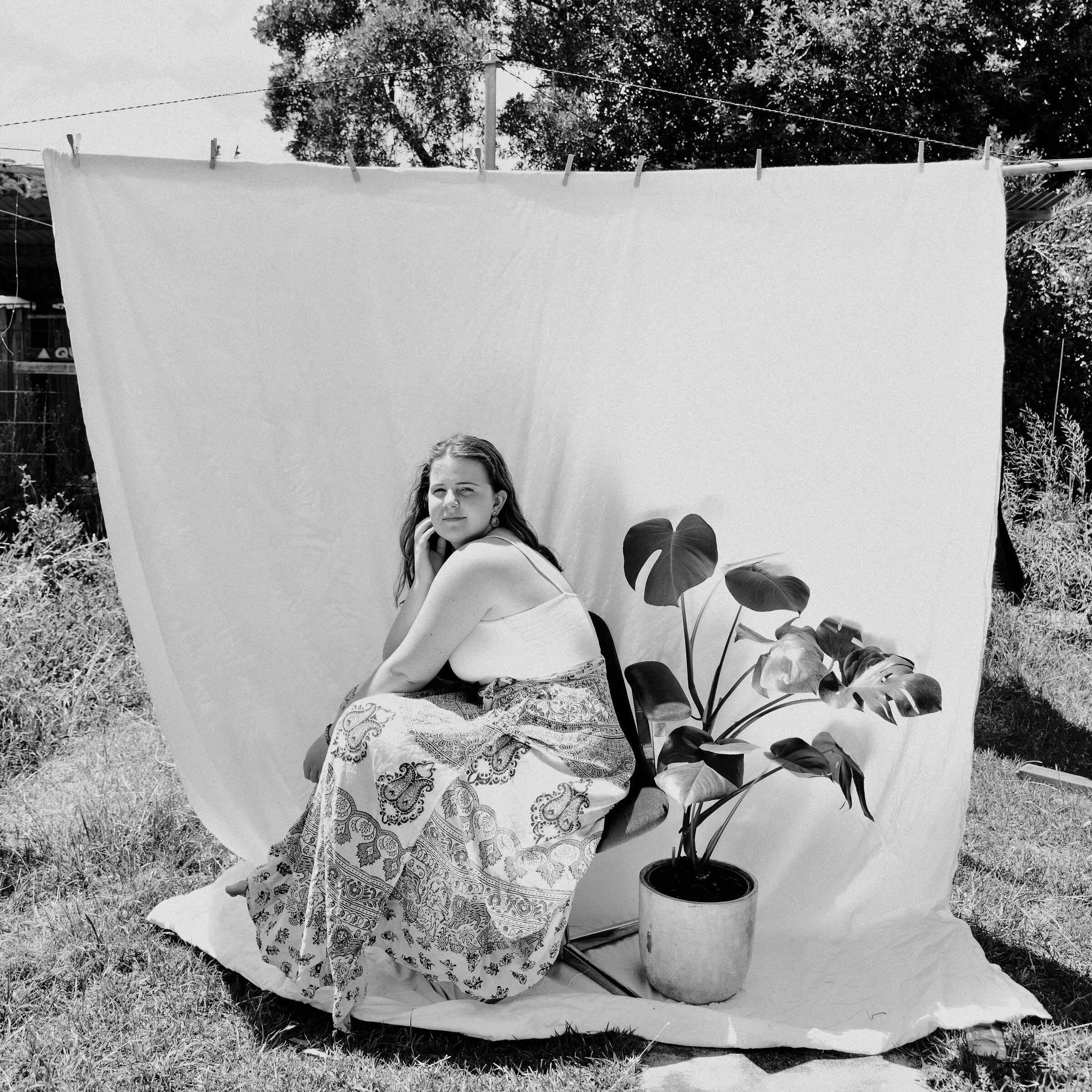 PREMIERE: Indigo Mckeon - If Only (Music Video)