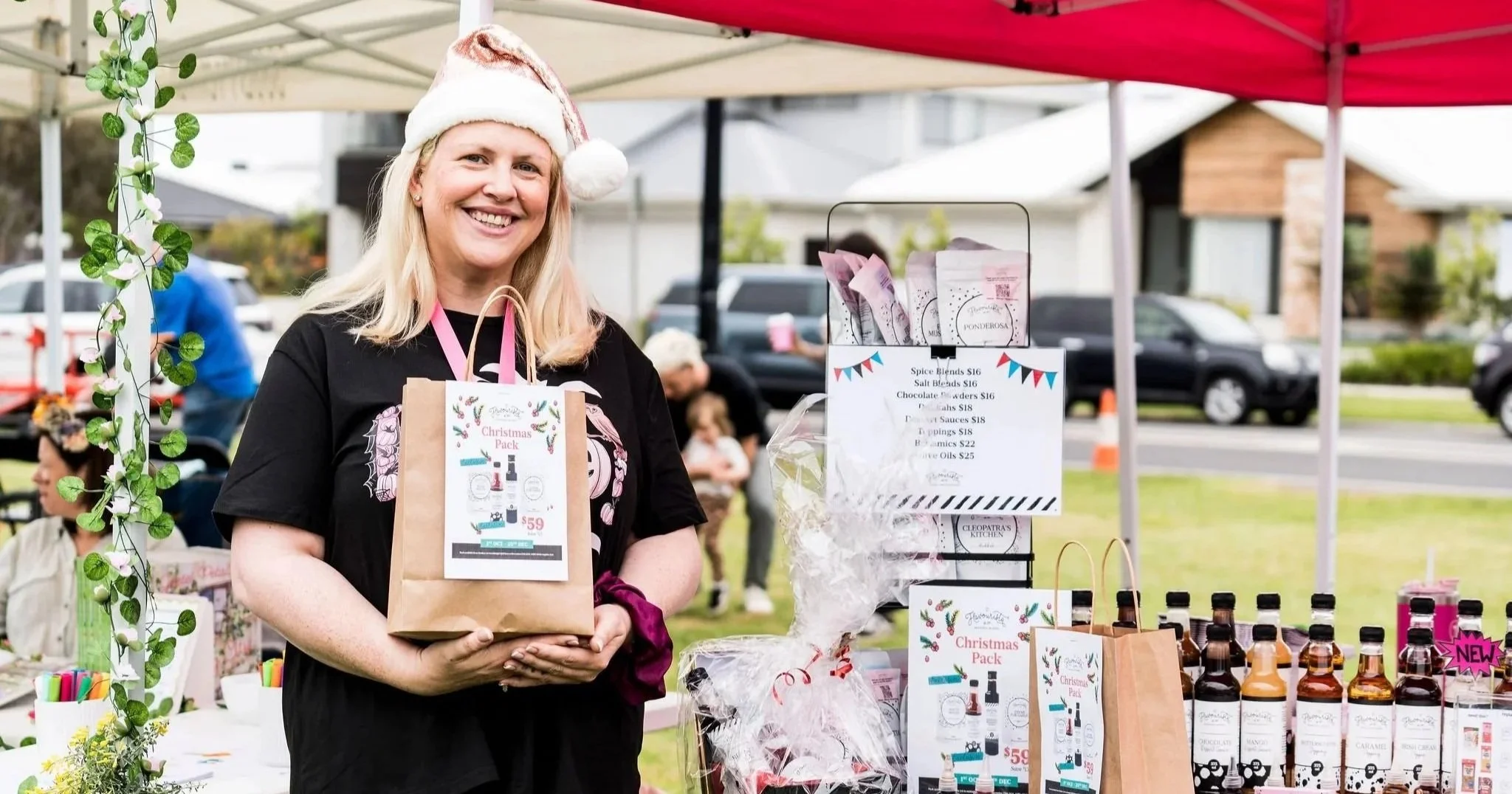 Twilight market lights up Warralily for Christmas