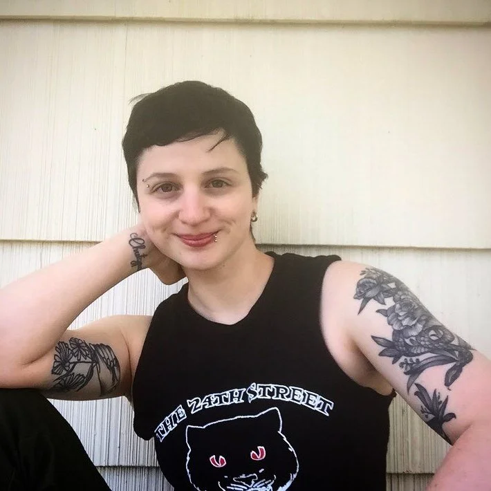 Sarah+Trespass+pic+use+this.jpg