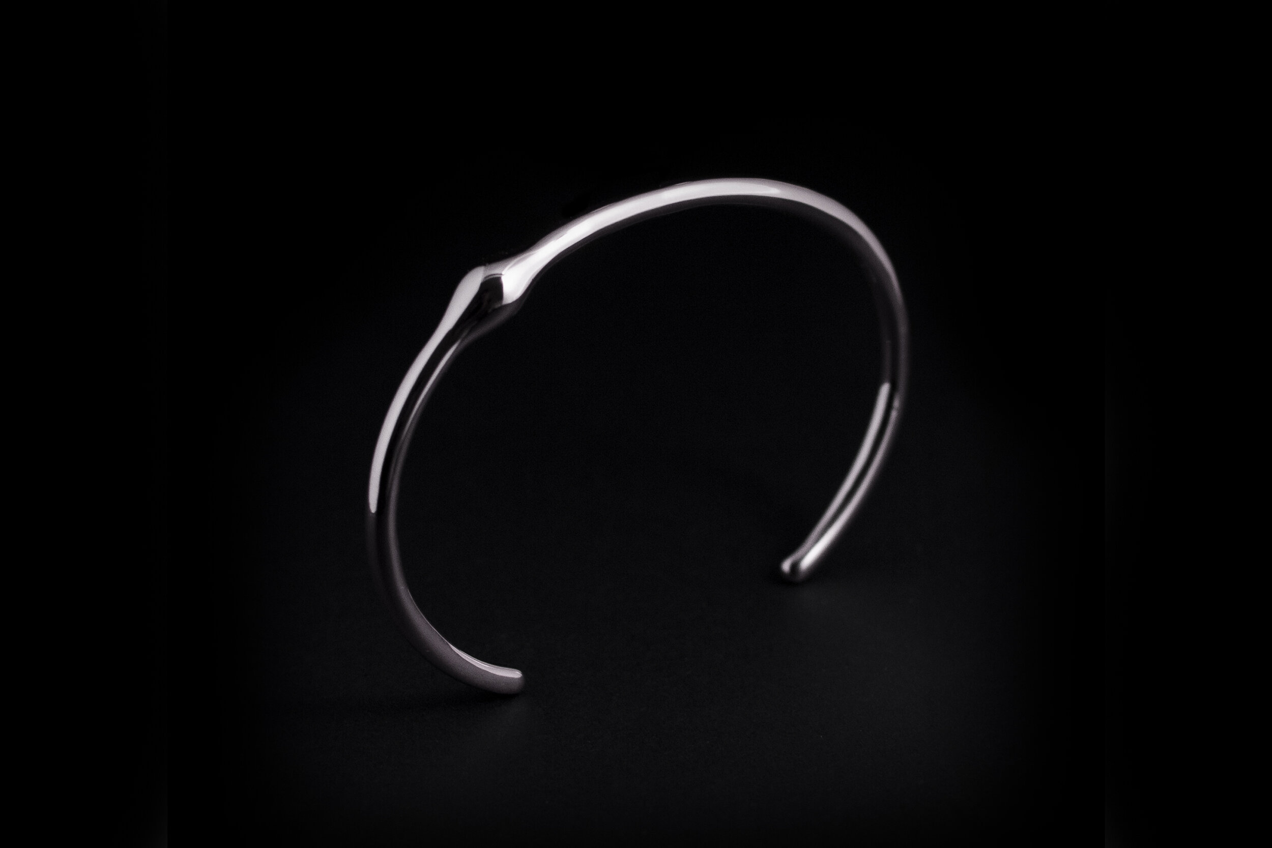 PULSE_offset_platinum-A.jpg