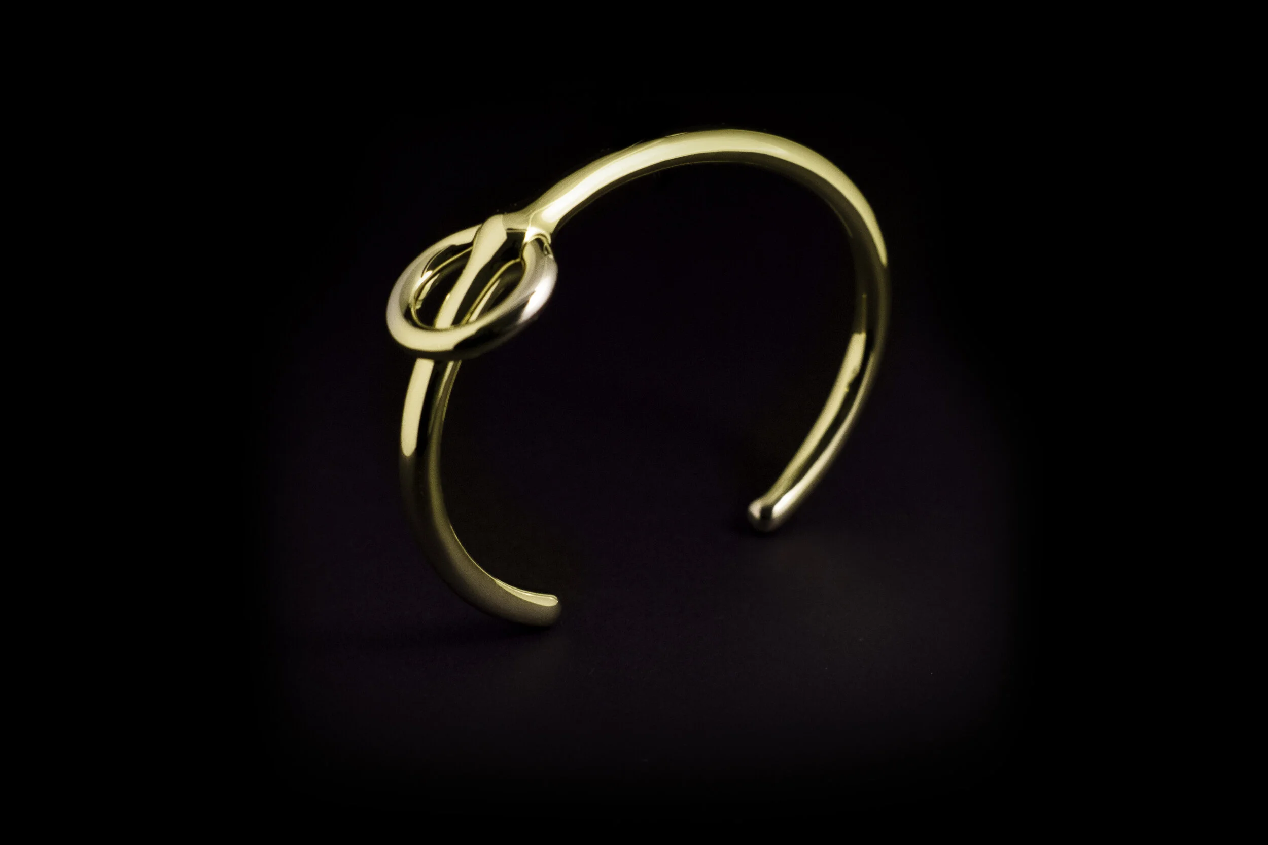 KNOCK_offset_gold-A.jpg