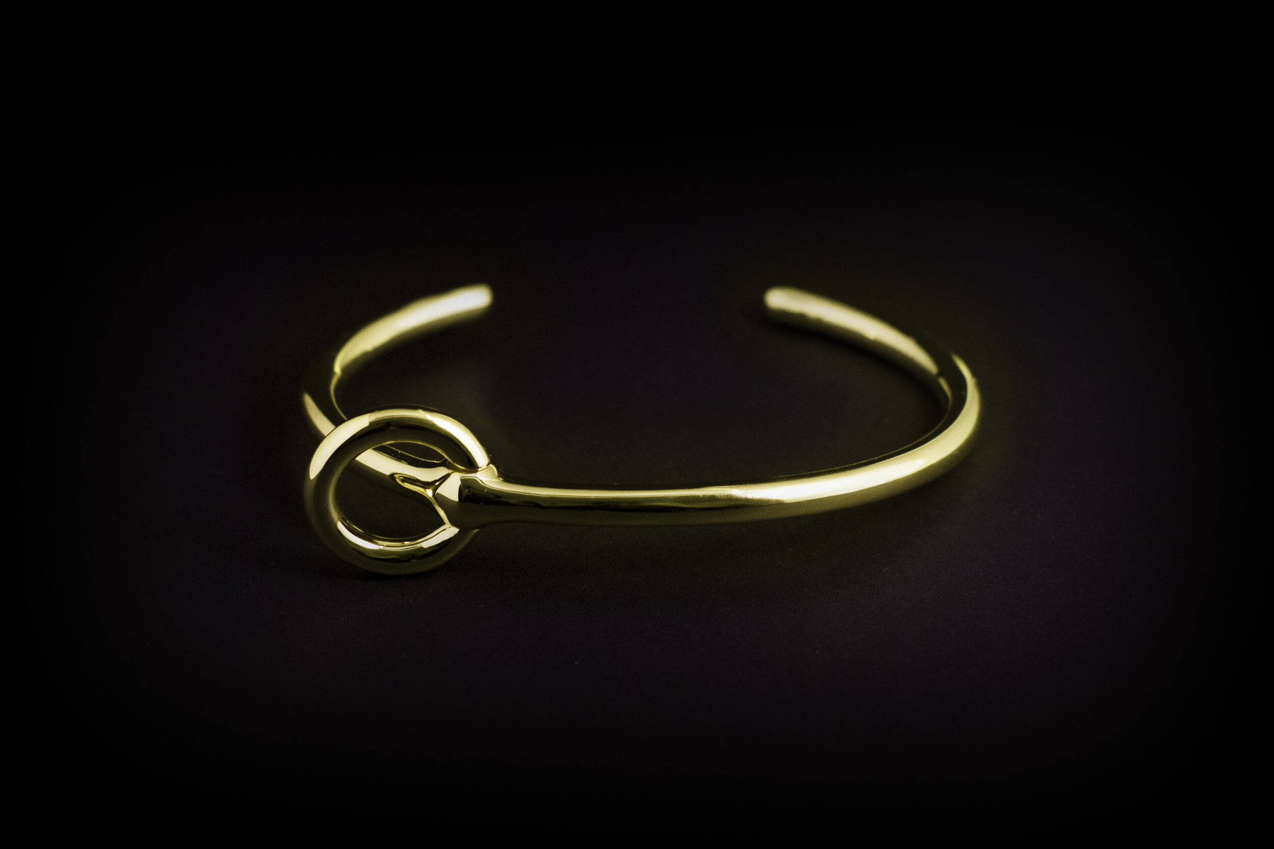 KNOCK_offset_gold-B.jpg
