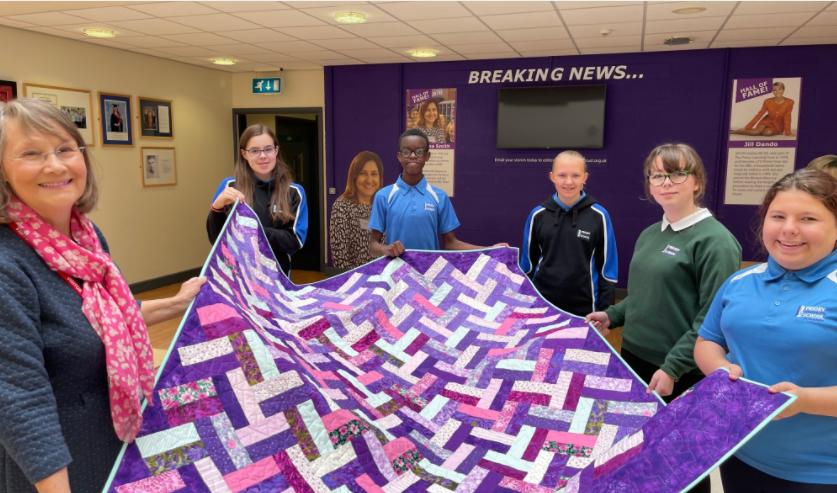 New: Quilt auction raises 900 euros for inspirational horse rescue charity