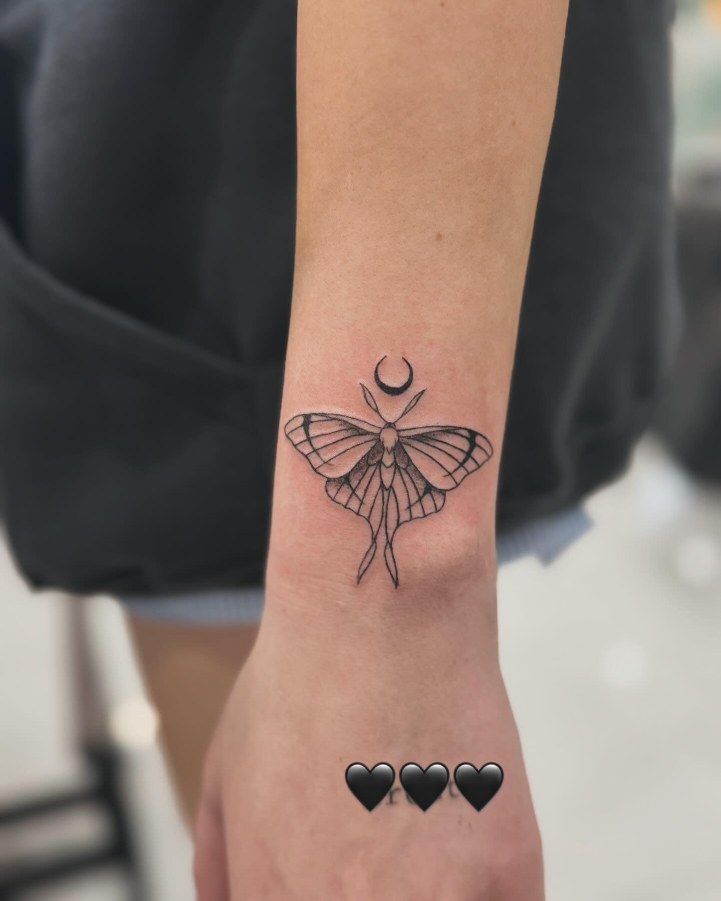 moth + moon =🥰🖤
-
Wanting to practice some larger designs🩷
I currently some available but i do have more to come, Dm me if your interested✨🩷
-
✨Availablity
Tuesday (10-6pm)
Wednesday (10-6pm)
Thursday (10-2pm)
Friday (10-6pm)
Saturday (10-6pm)
-
