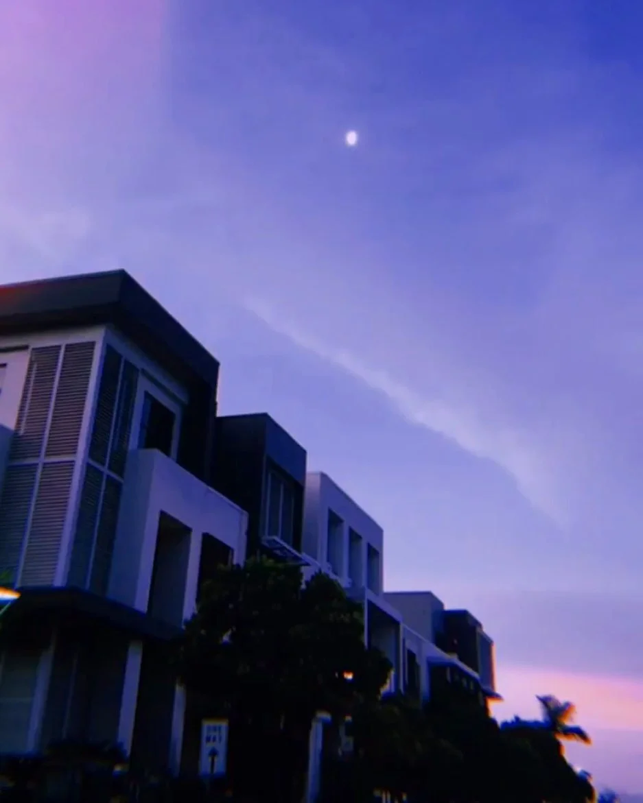 🌑🌘🌗🌖🌕🌔🌓🌒🌑